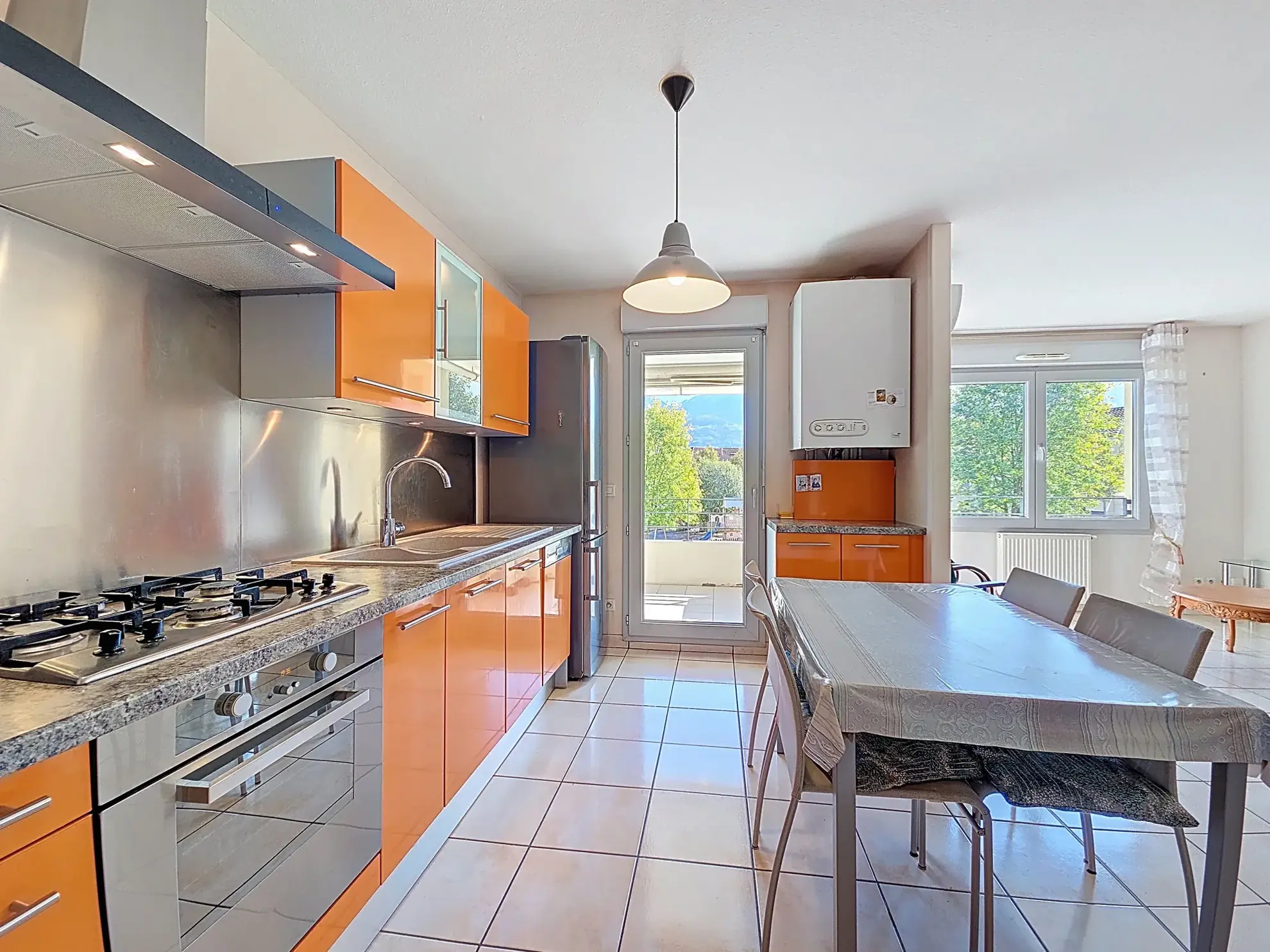 Appartement T3 lumineux avec terrasse à Crolles, proche Grenoble 