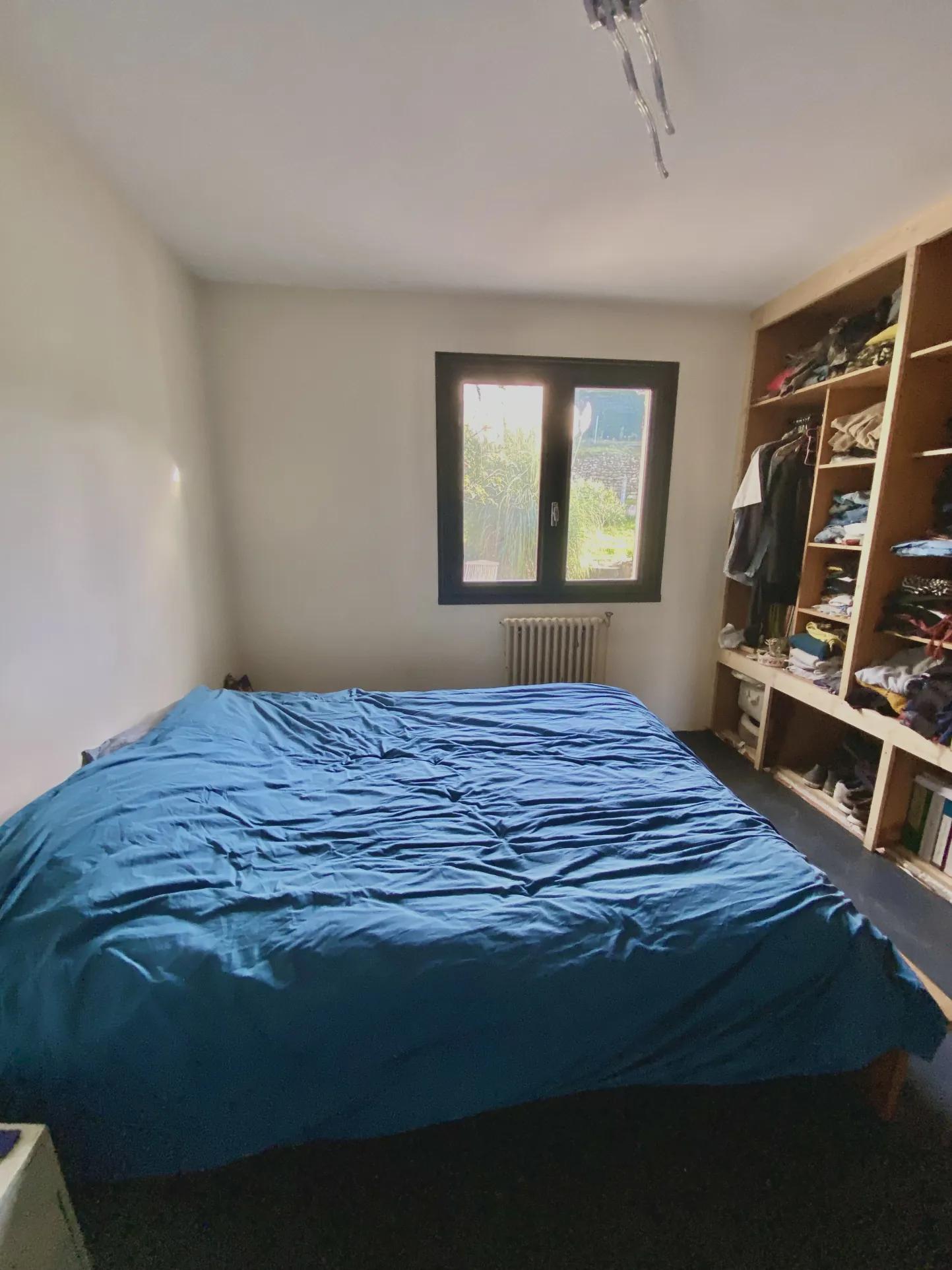 Maison rénovée de 101 m² avec véranda et jardin fruitier à Annonay 