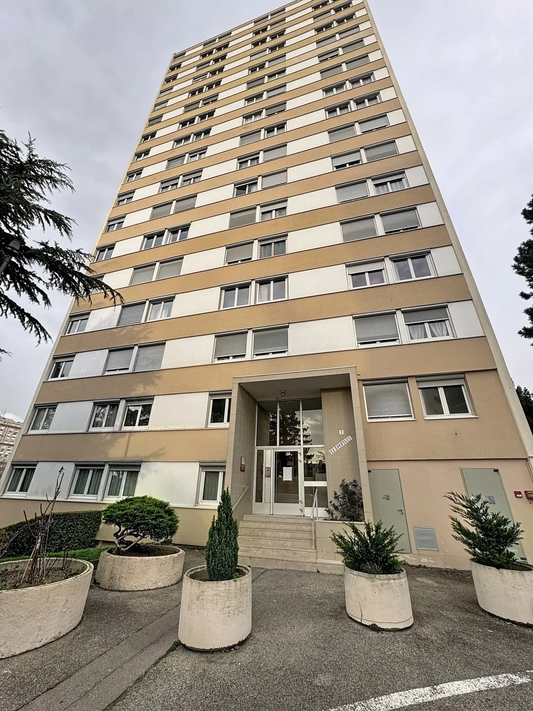 Appartement T5 de 101,65 m² à La Métare, secteur recherché de Saint-Étienne 