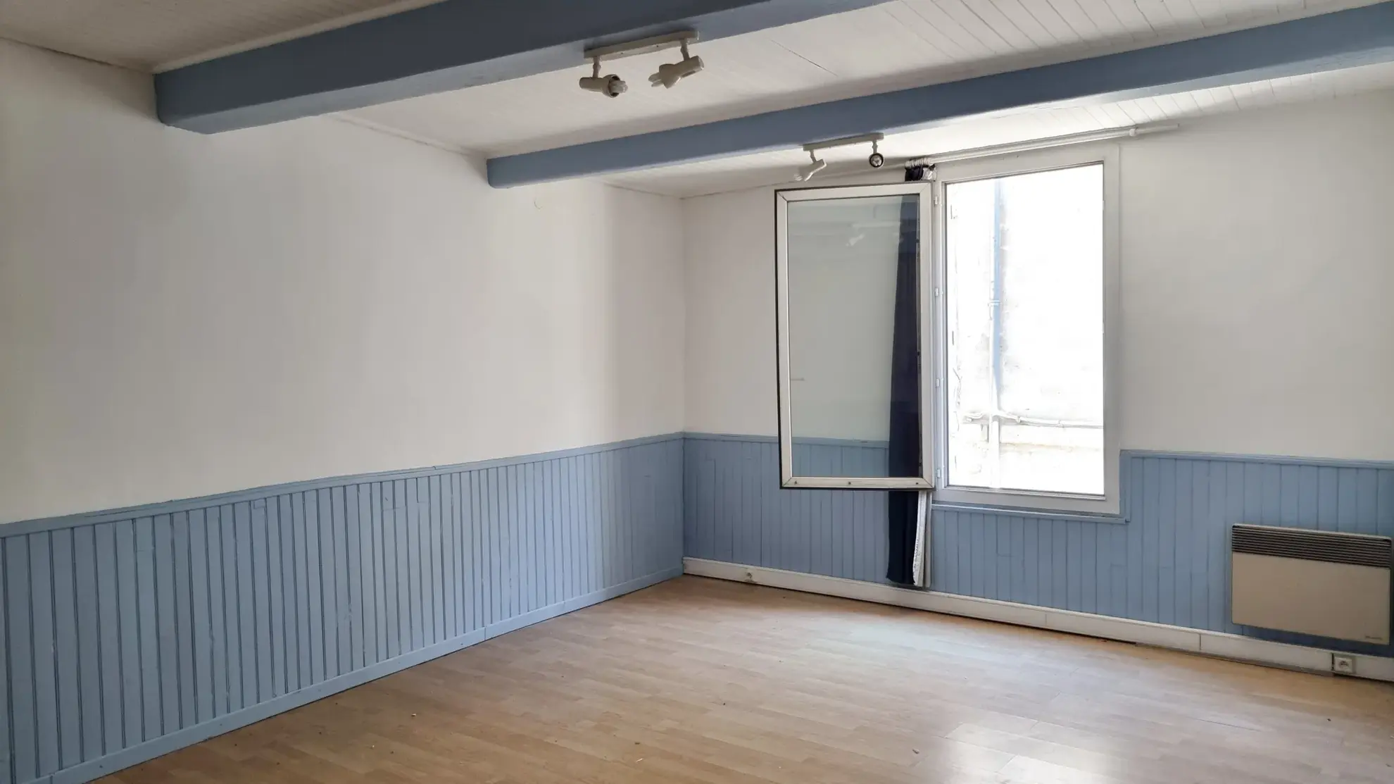 Appartement spacieux de 97 m² à Sommieres avec parking 