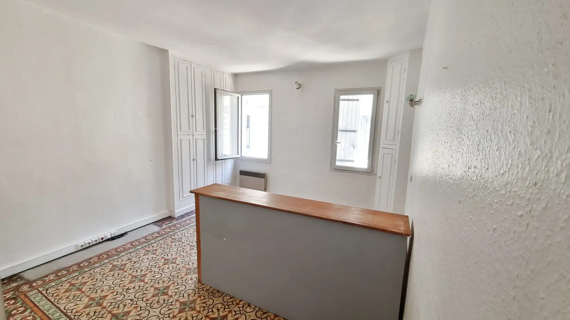 Appartement spacieux de 97 m² à Sommieres avec parking 