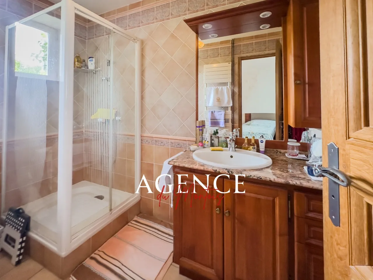 Belle ferme en pierre rénovée avec jardin à Bray-sur-Seine 