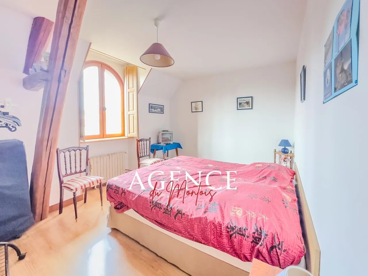 Belle ferme en pierre rénovée avec jardin à Bray-sur-Seine 