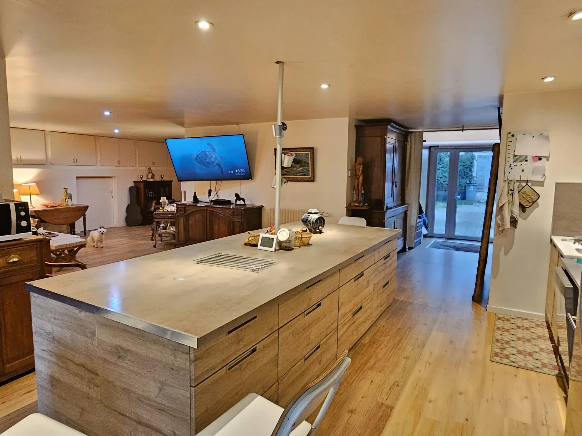 Belle maison rénovée de 151 m² avec jardin à Wassy en vente