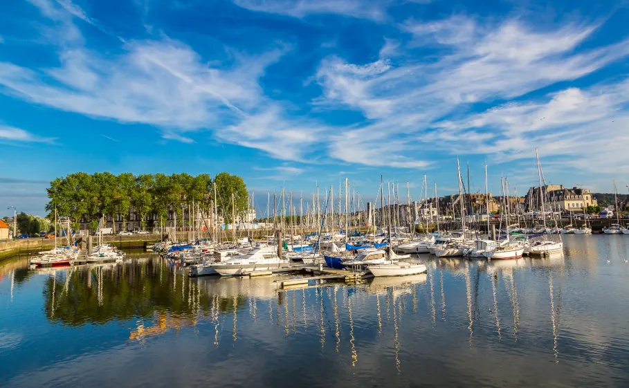Appartement 2 pièces neuf à Touques avec balcon et parking - Livraison 2026