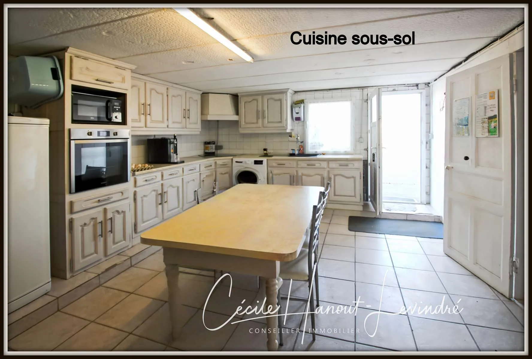 Charmante maison familiale de 132 m² avec terrasse sud, 4 chambres, dans la campagne de Sacey près d'Antrain 