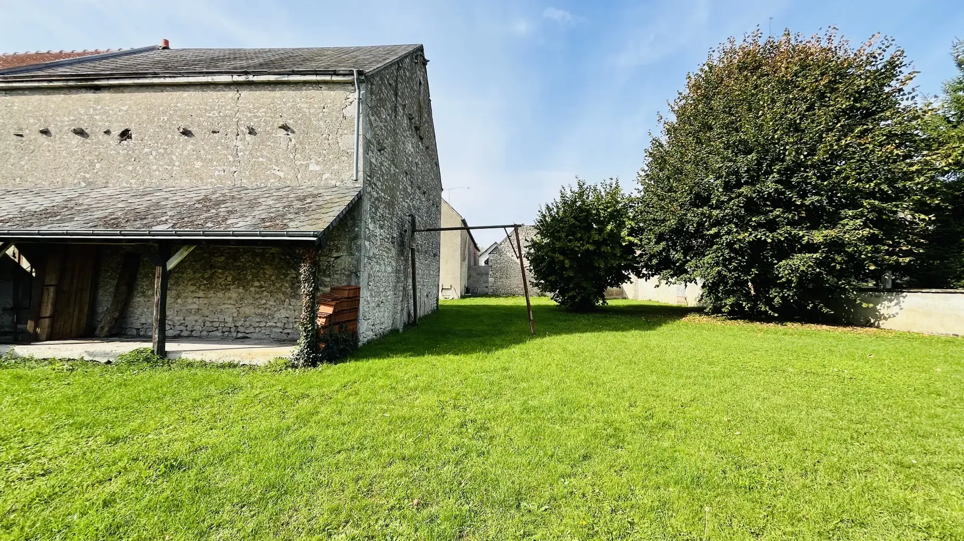 Maison ancienne rénovée avec terrain à Josnes, près de Beaugency 
