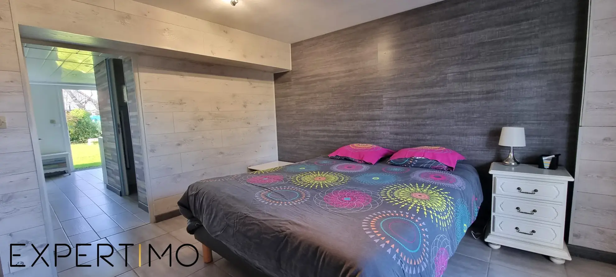 Pavillon avec 4 chambres et logement indépendant à Buxerolles 