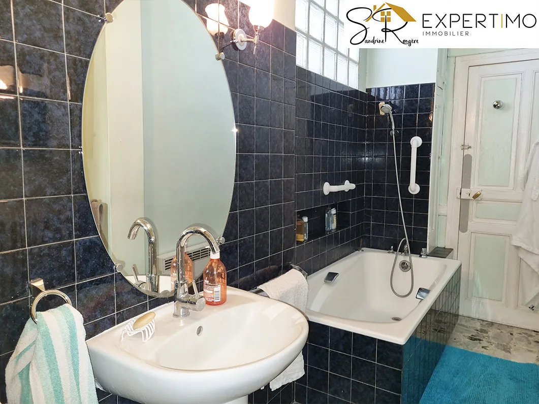 Grande maison familiale de 228 m² avec terrain à Saint Éloy-les-Mines 