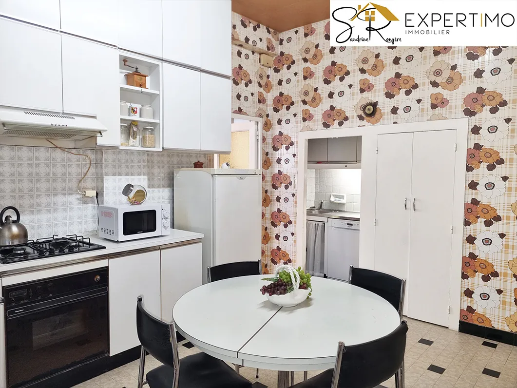 Grande maison familiale de 228 m² avec terrain à Saint Éloy-les-Mines 