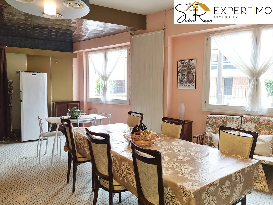 Grande maison familiale de 228 m² avec terrain à Saint Éloy-les-Mines 