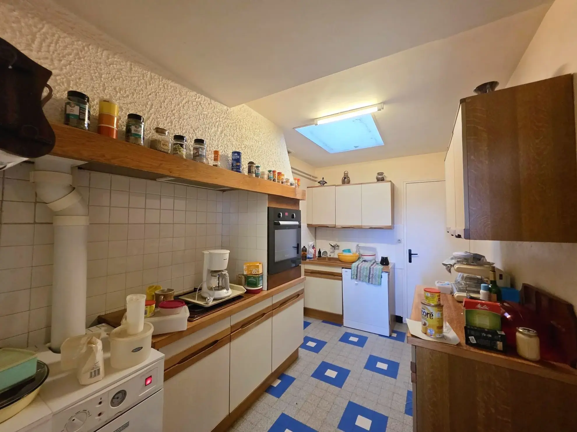 Longère à vendre près de Goderville avec grand terrain et dépendances 