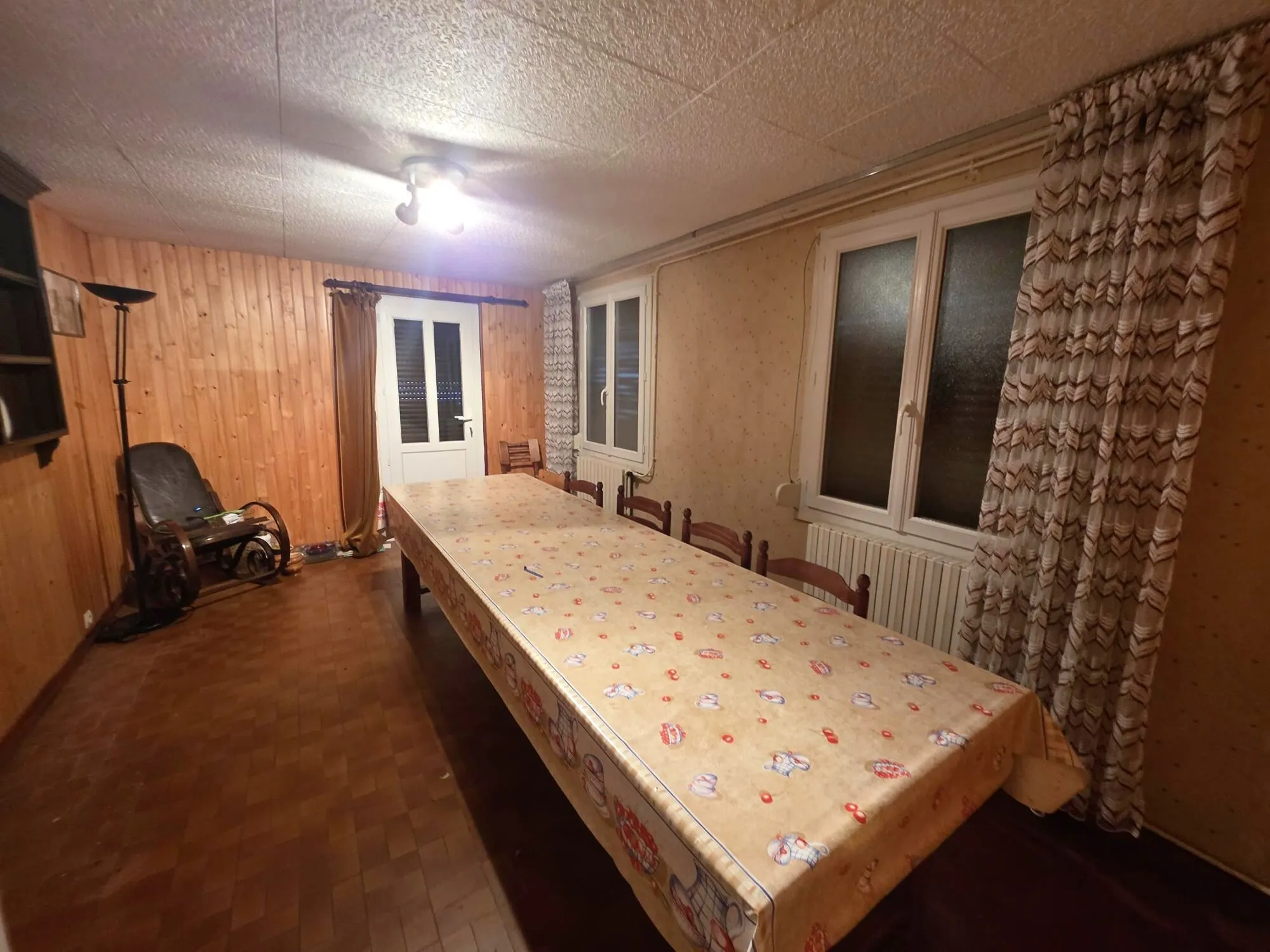 Longère à vendre près de Goderville avec grand terrain et dépendances 