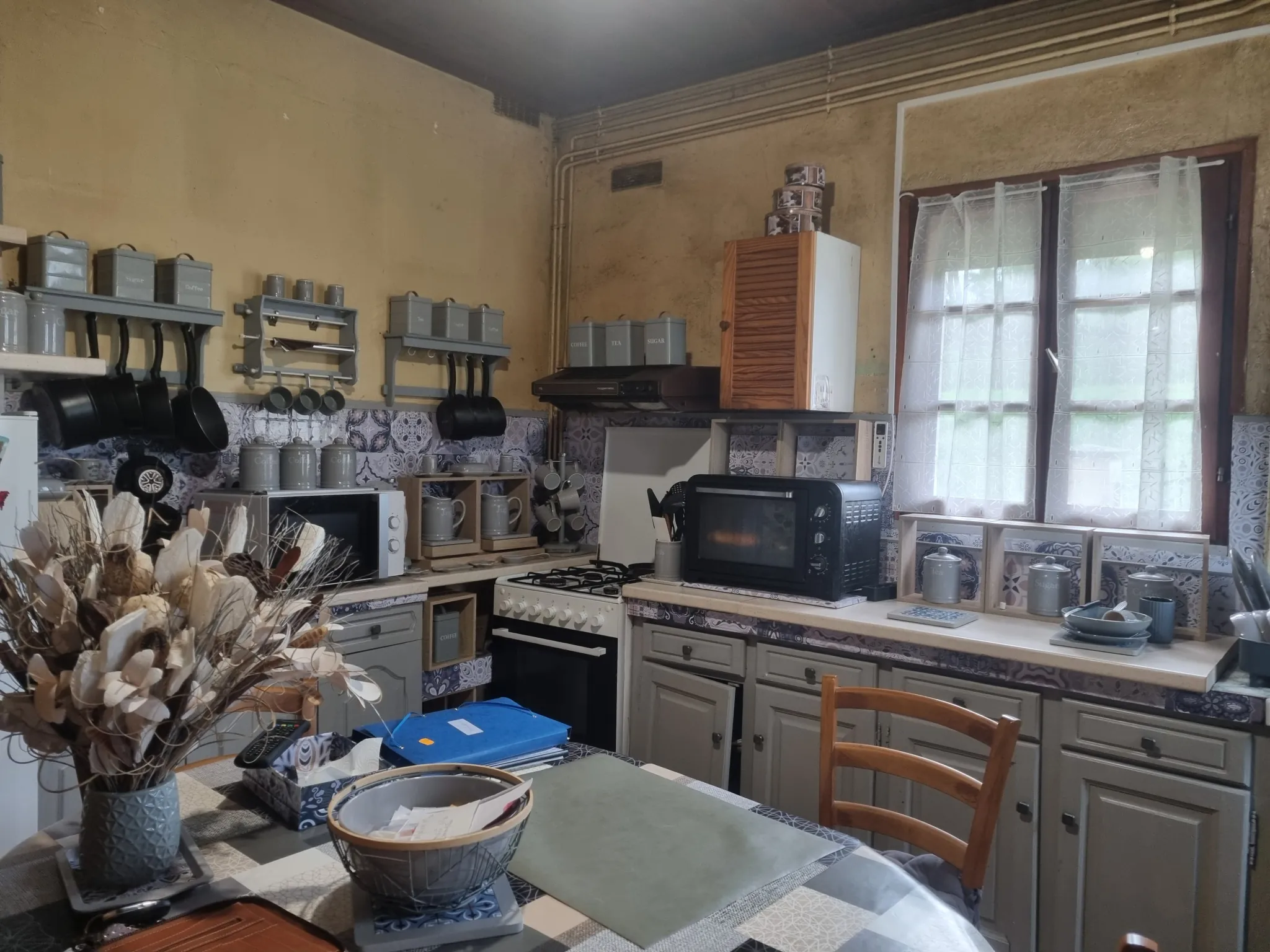 Maison de 102 m² à Bazas avec jardin, garage, et garanties après sinistre 