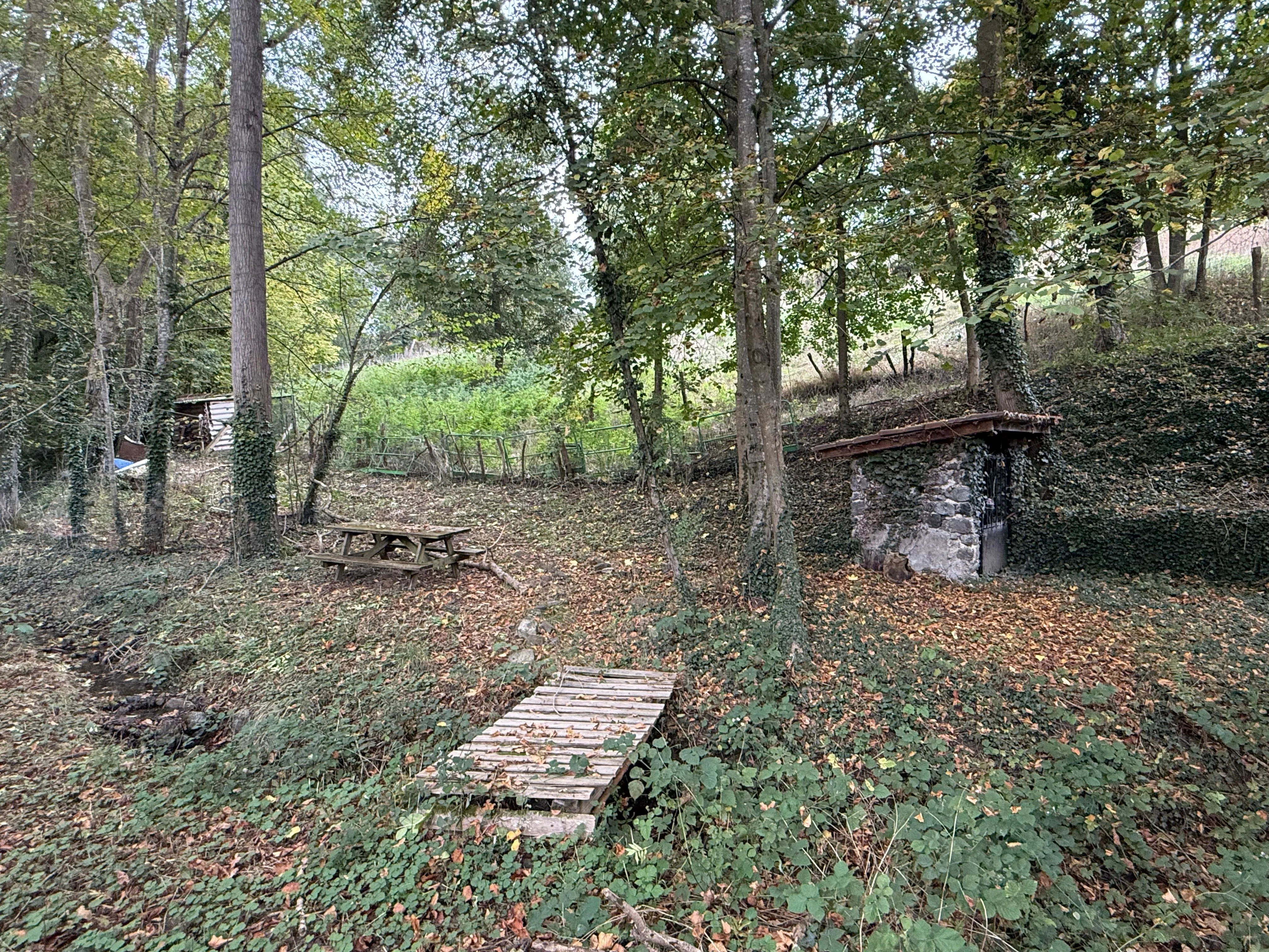 Maison moderne de 152 m² avec grand terrain à Marcilly-le-Châtel 