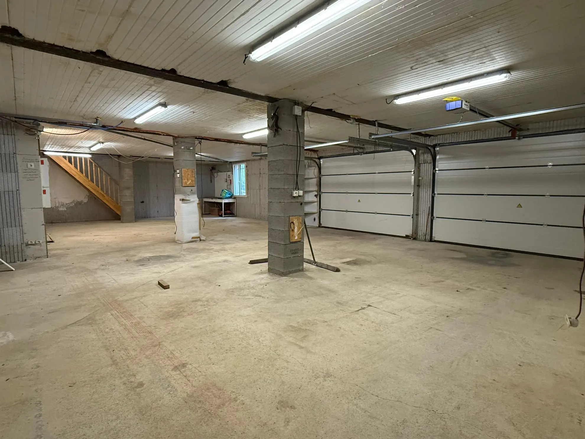 Maison moderne de 152 m² avec grand terrain à Marcilly-le-Châtel 