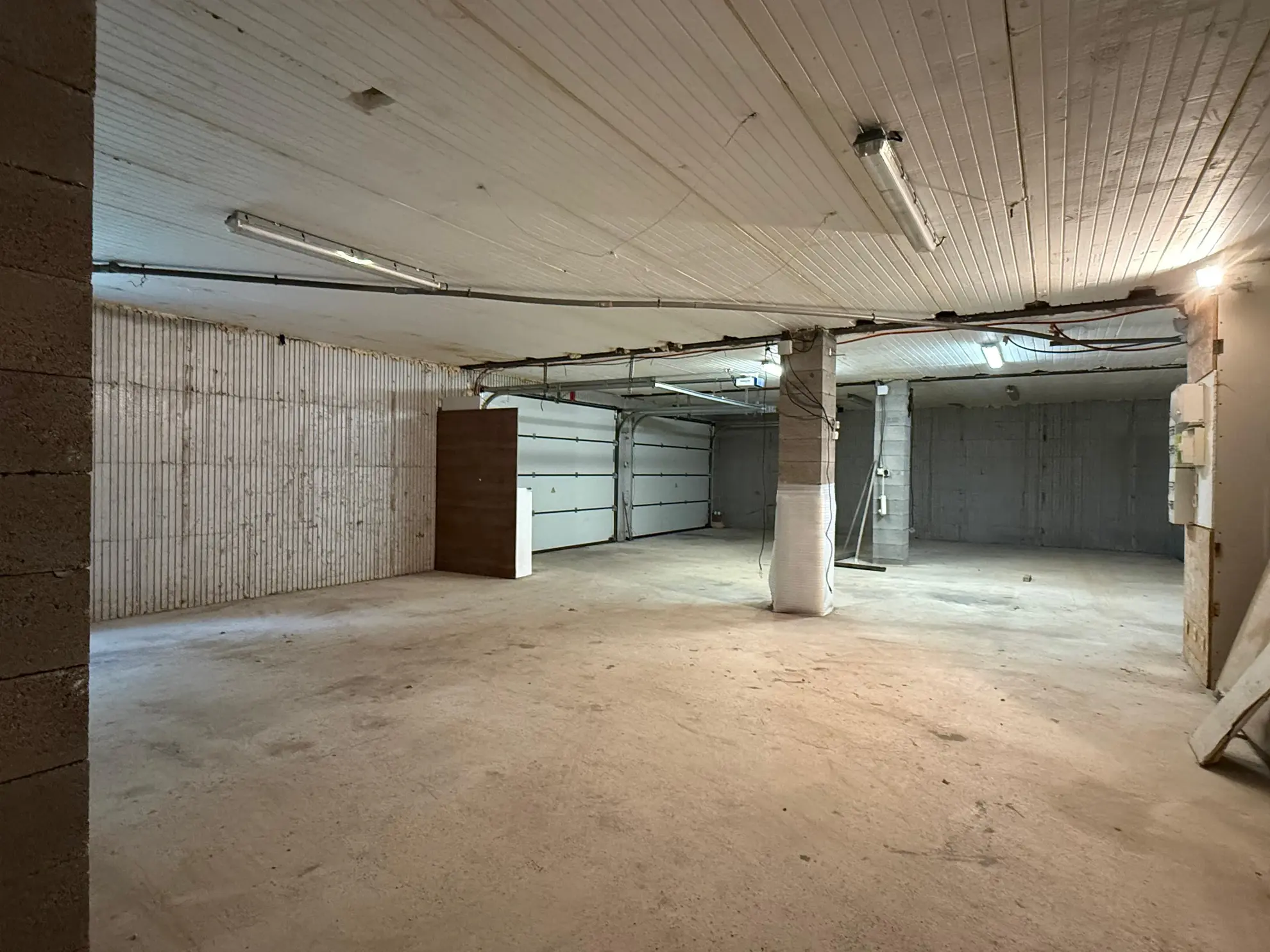 Maison moderne de 152 m² avec grand terrain à Marcilly-le-Châtel 