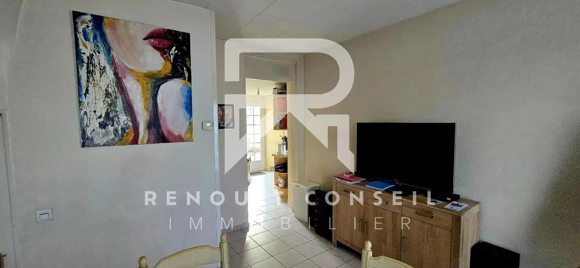 Maison de ville avec garage à Sotteville-lès-Rouen – 54 m², 2 chambres, proche commodités 