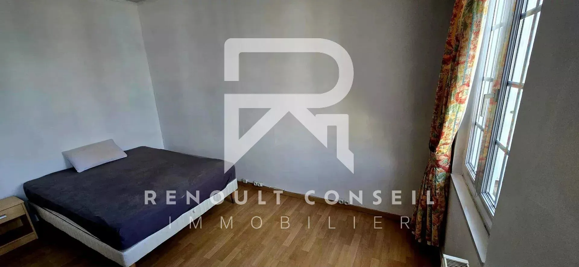 Maison de ville avec garage à Sotteville-lès-Rouen – 54 m², 2 chambres, proche commodités 