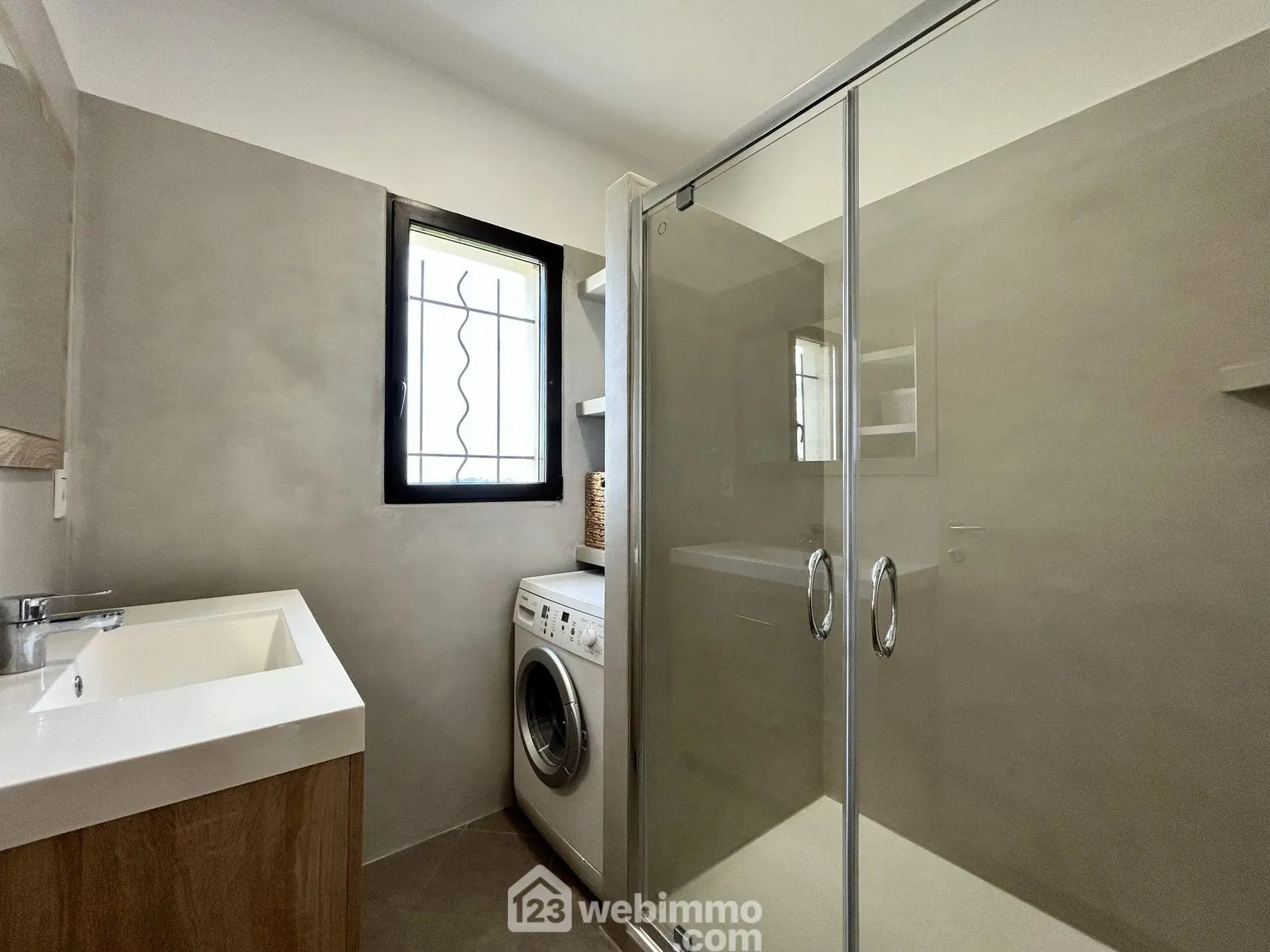 Appartement 3 pièces de 63 m² à Biguglia avec terrasse et parking - Vue mer 