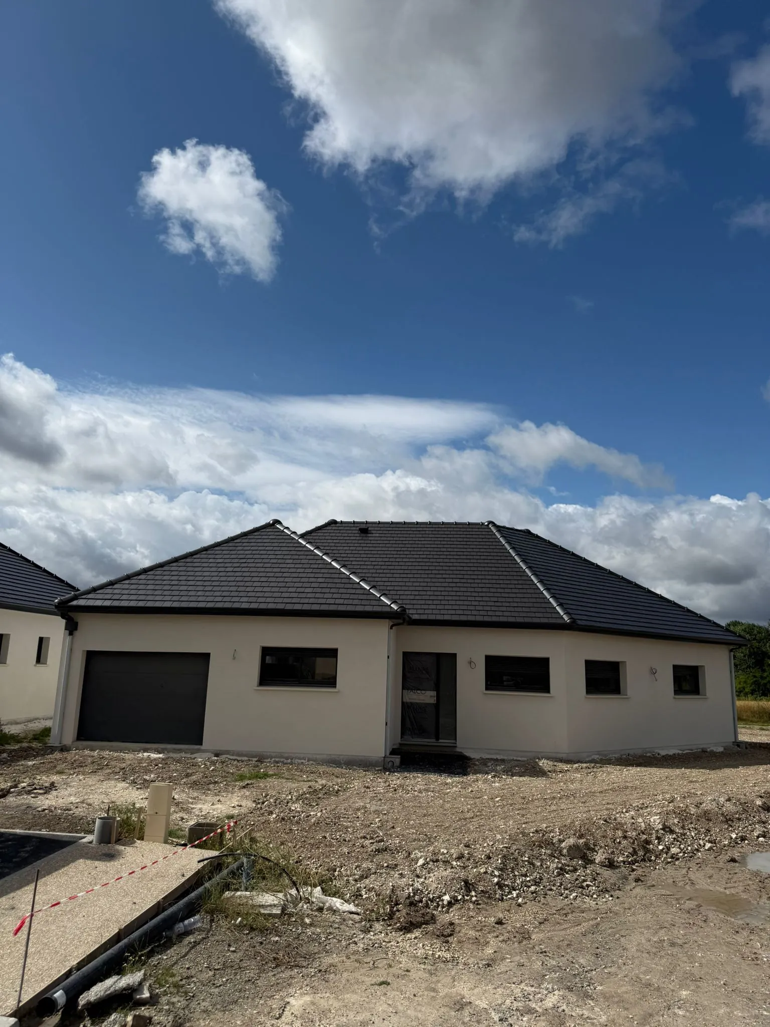 Maison neuve écologique de 110 m² à Bussy-lès-Daours avec garage - Sur-mesure