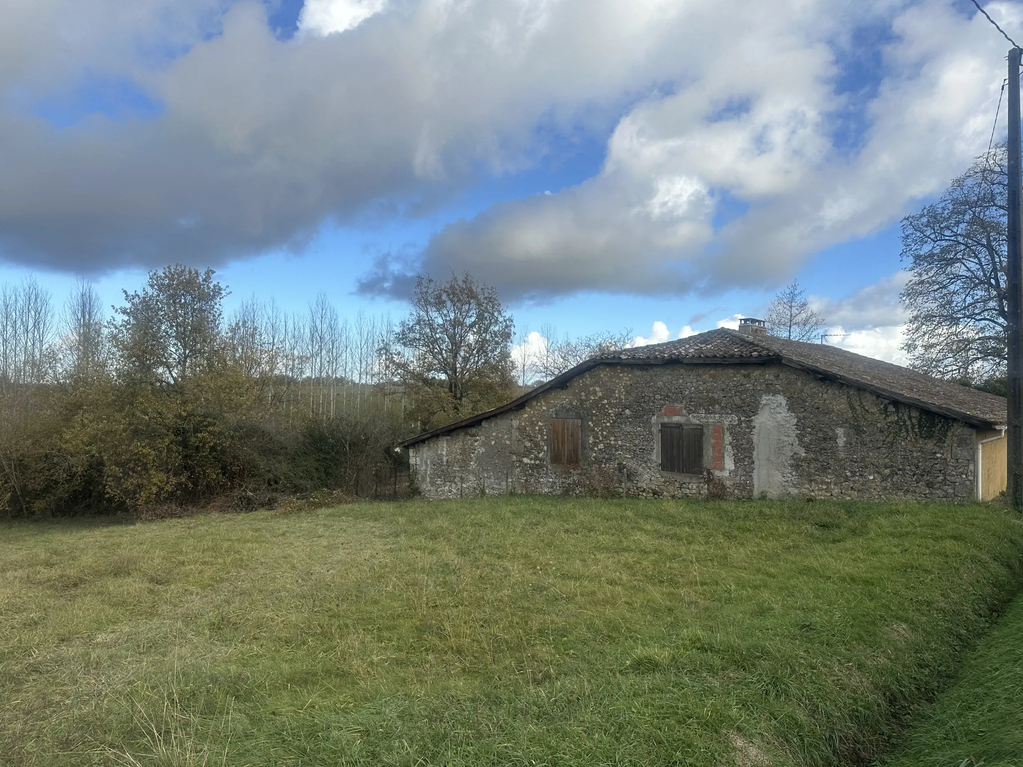 Maison en pierre à rénover avec grand terrain près de Marmande - Opportunité rare 