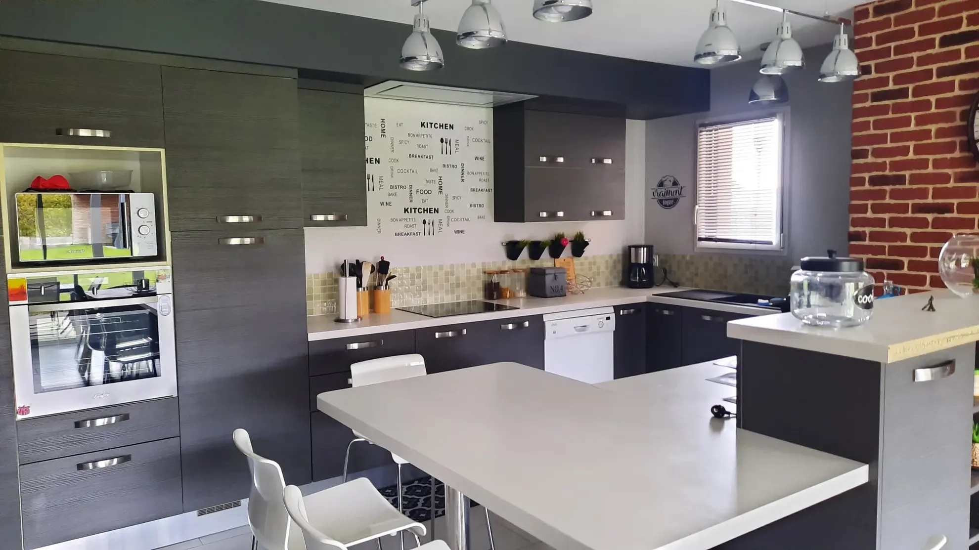 A vendre maison contemporaine de plain-pied à Mesnard la Barotière 