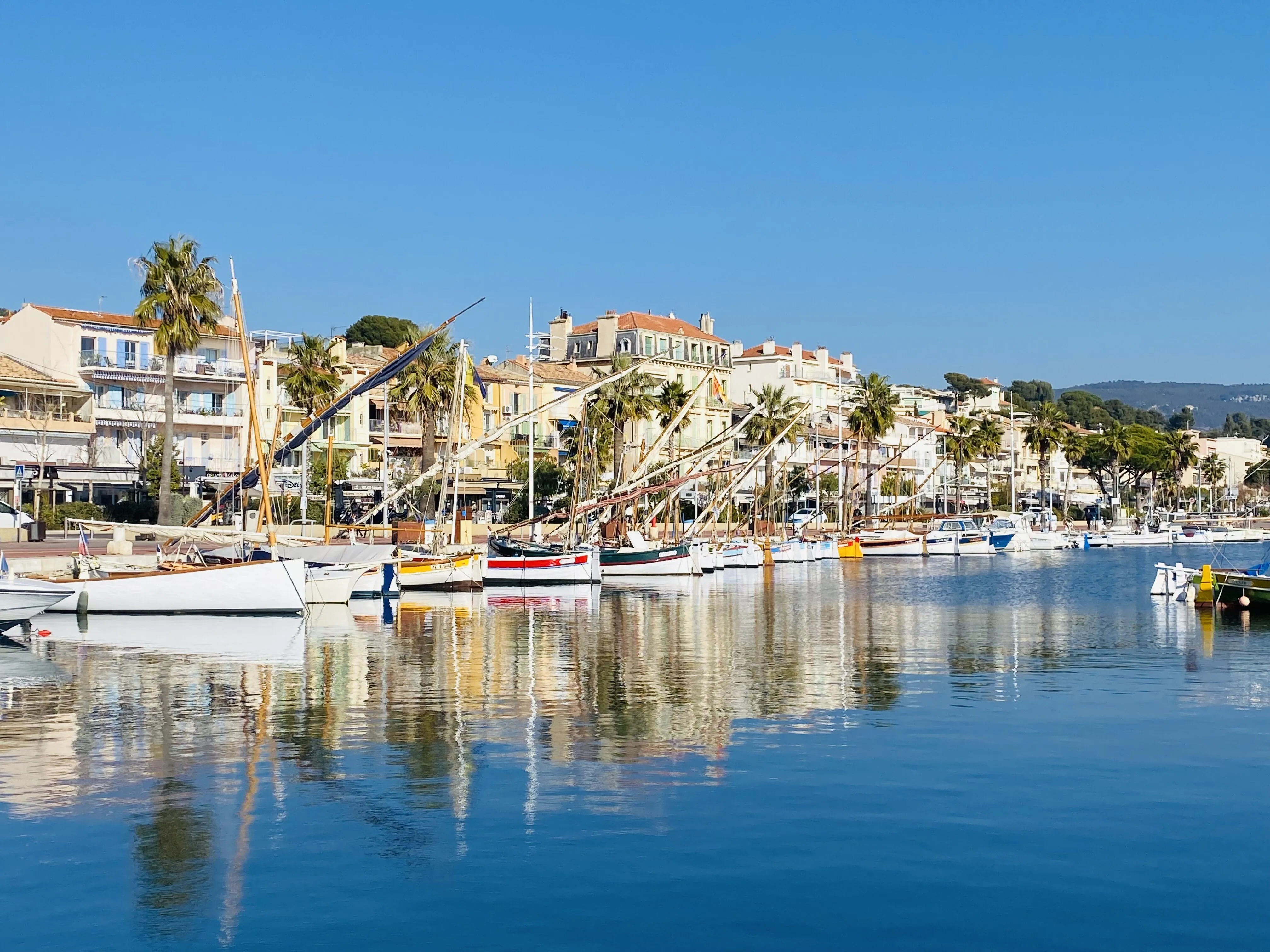 Appartement T2 avec vue mer et terrasse à Bandol - Dernier étage 