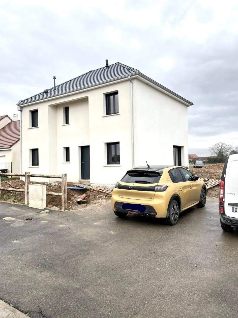 Maison familiale neuve de 128m² à Bresles avec 4 chambres et faible consommation