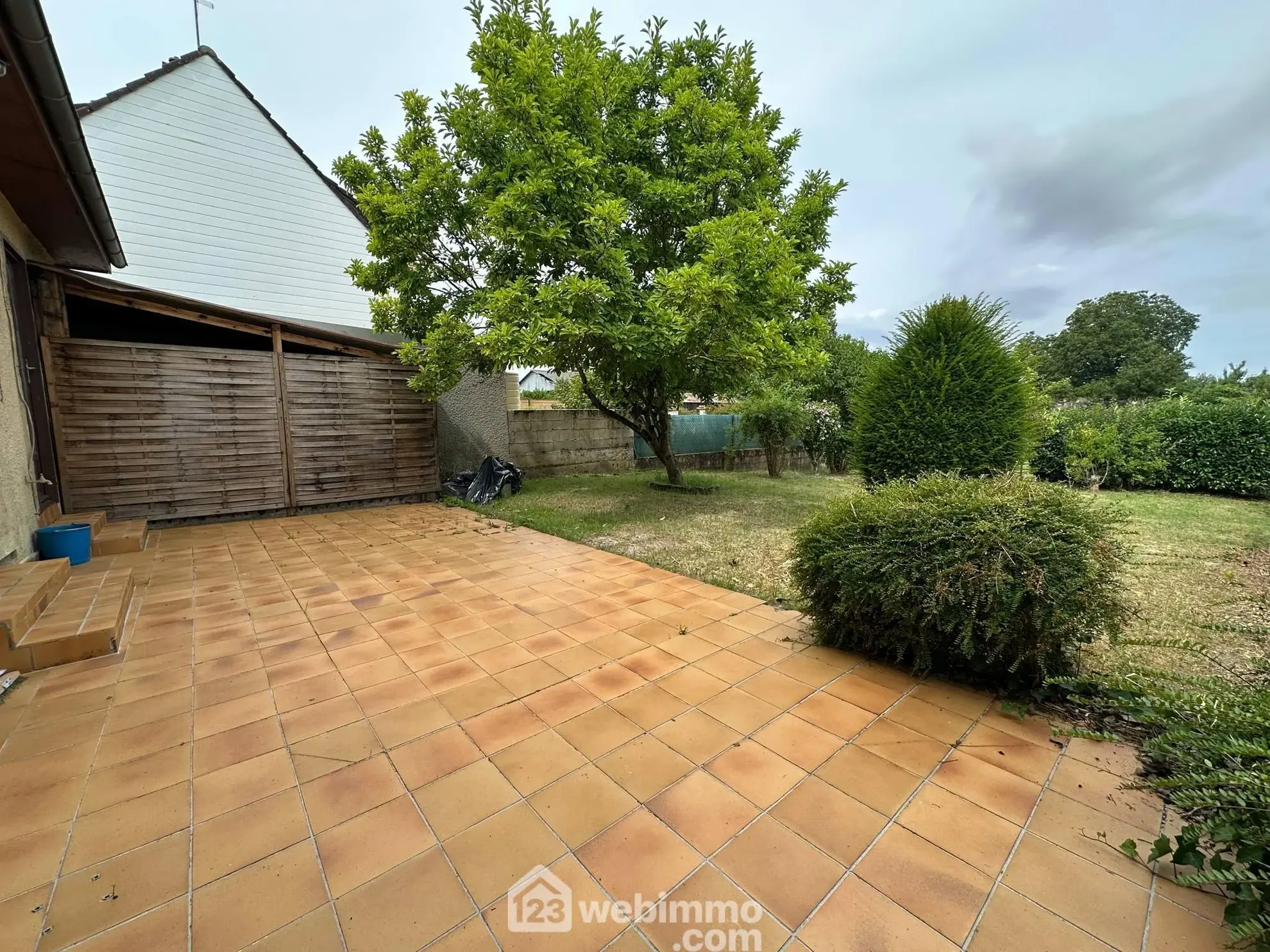 Spacieuse maison de 106 m² à Chambry avec 4 chambres et garage 