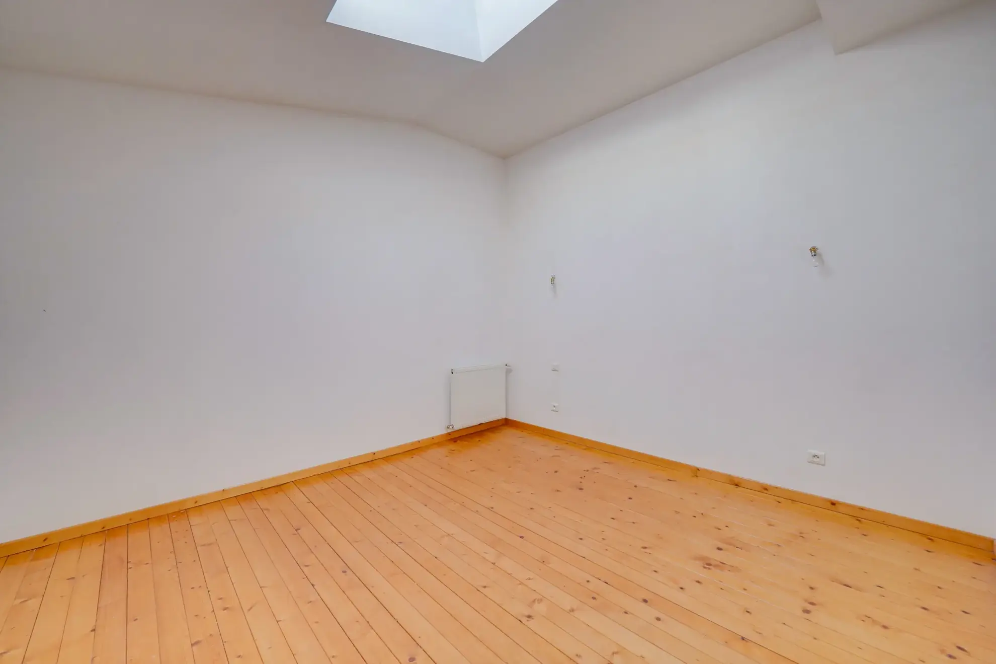 Maison en pierre de 190m² avec 5 chambres à Arbanats – Secteur sud-est 