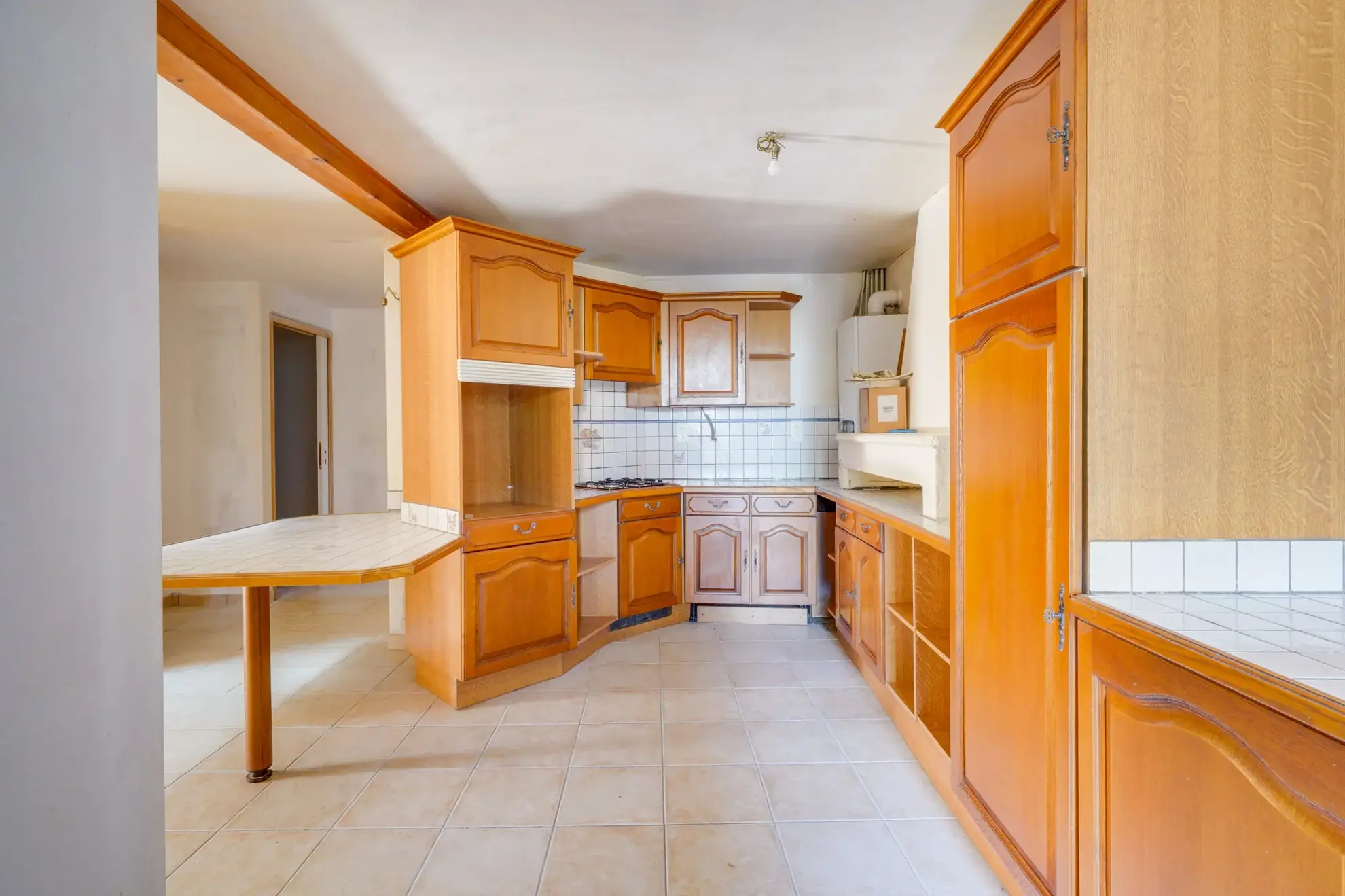 Maison en pierre de 190m² avec 5 chambres à Arbanats – Secteur sud-est 