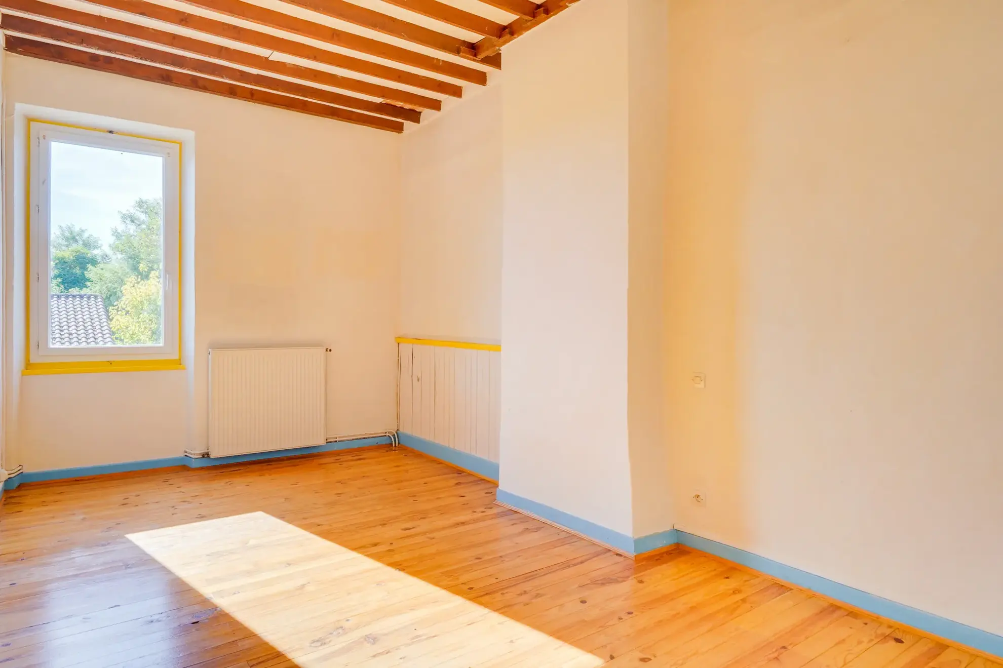 Maison en pierre de 190m² avec 5 chambres à Arbanats – Secteur sud-est 