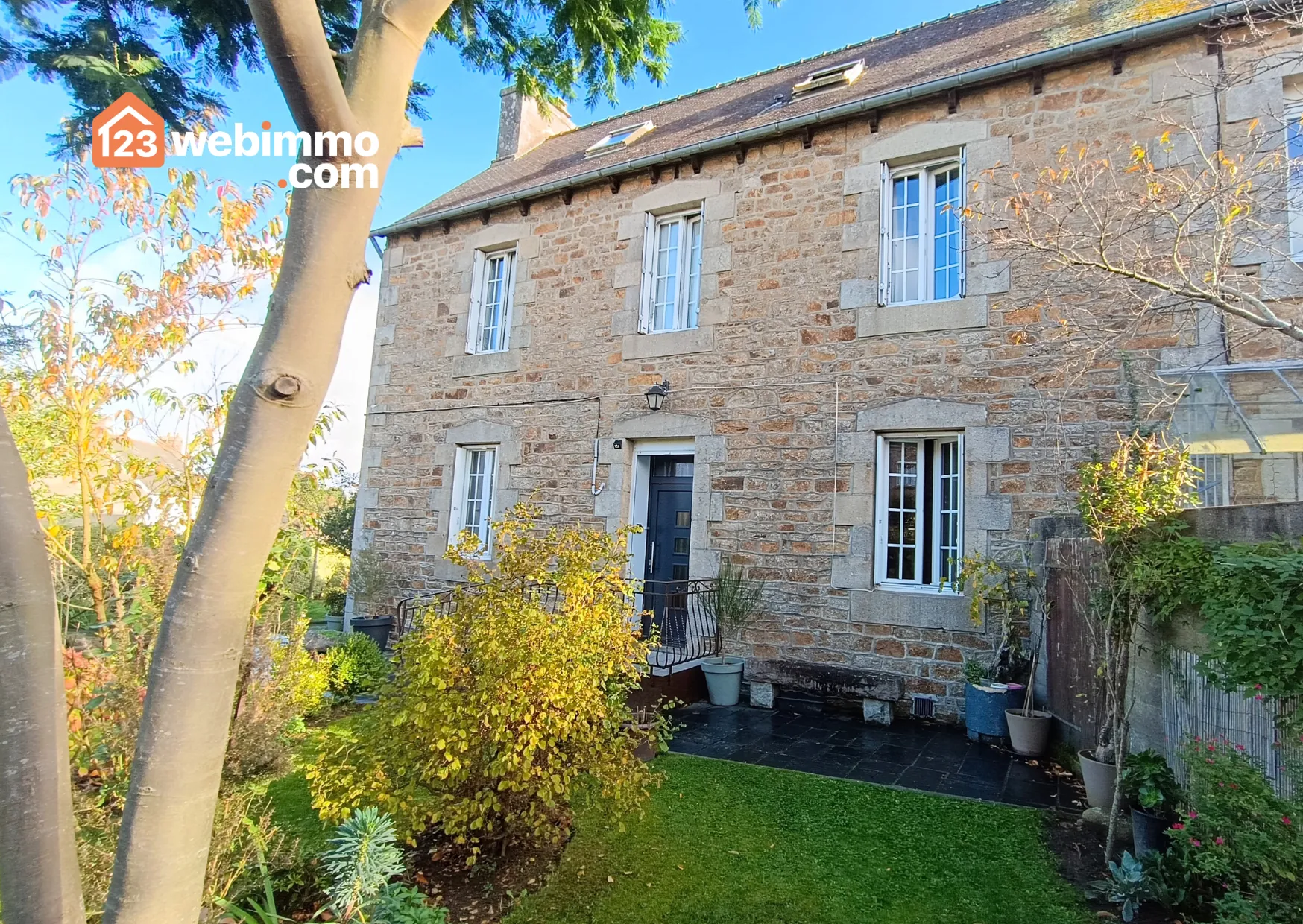 Maison rénovée de 115m² à Plouaret – Emplacement idéal et prestations modernes