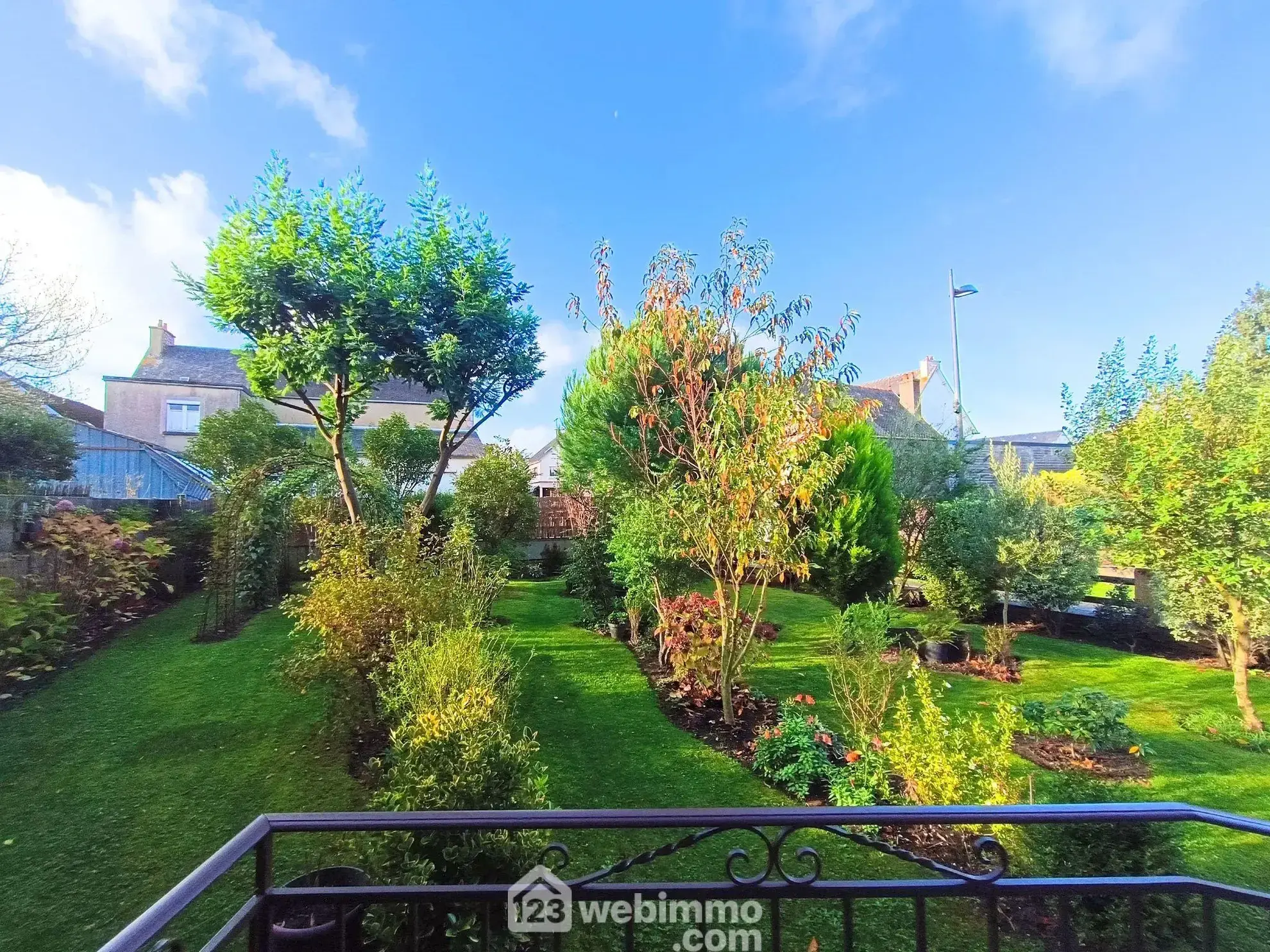 Maison rénovée de 115m² à Plouaret – Emplacement idéal et prestations modernes 