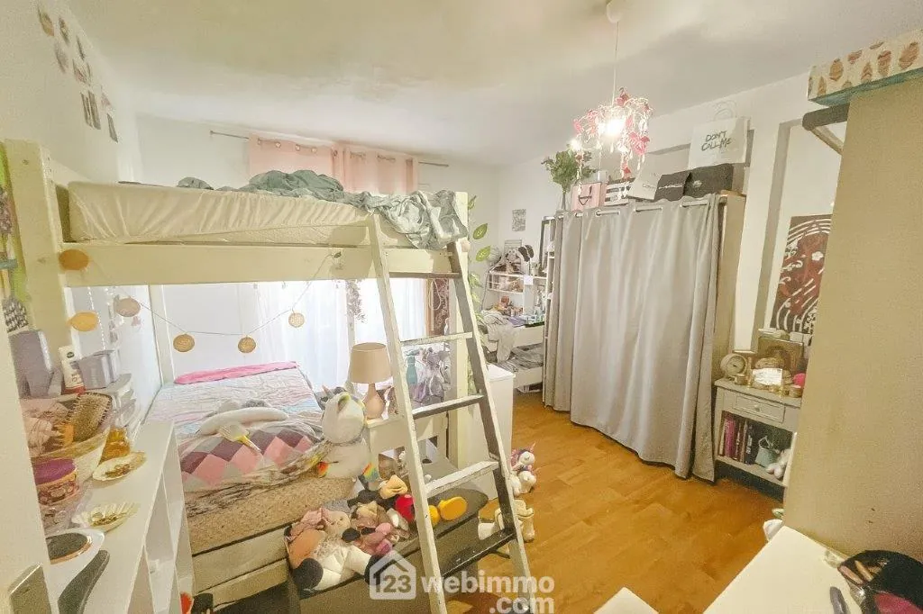 Villa de 84 m² à Vendargues avec potentiel d'extension et jardin paisible 