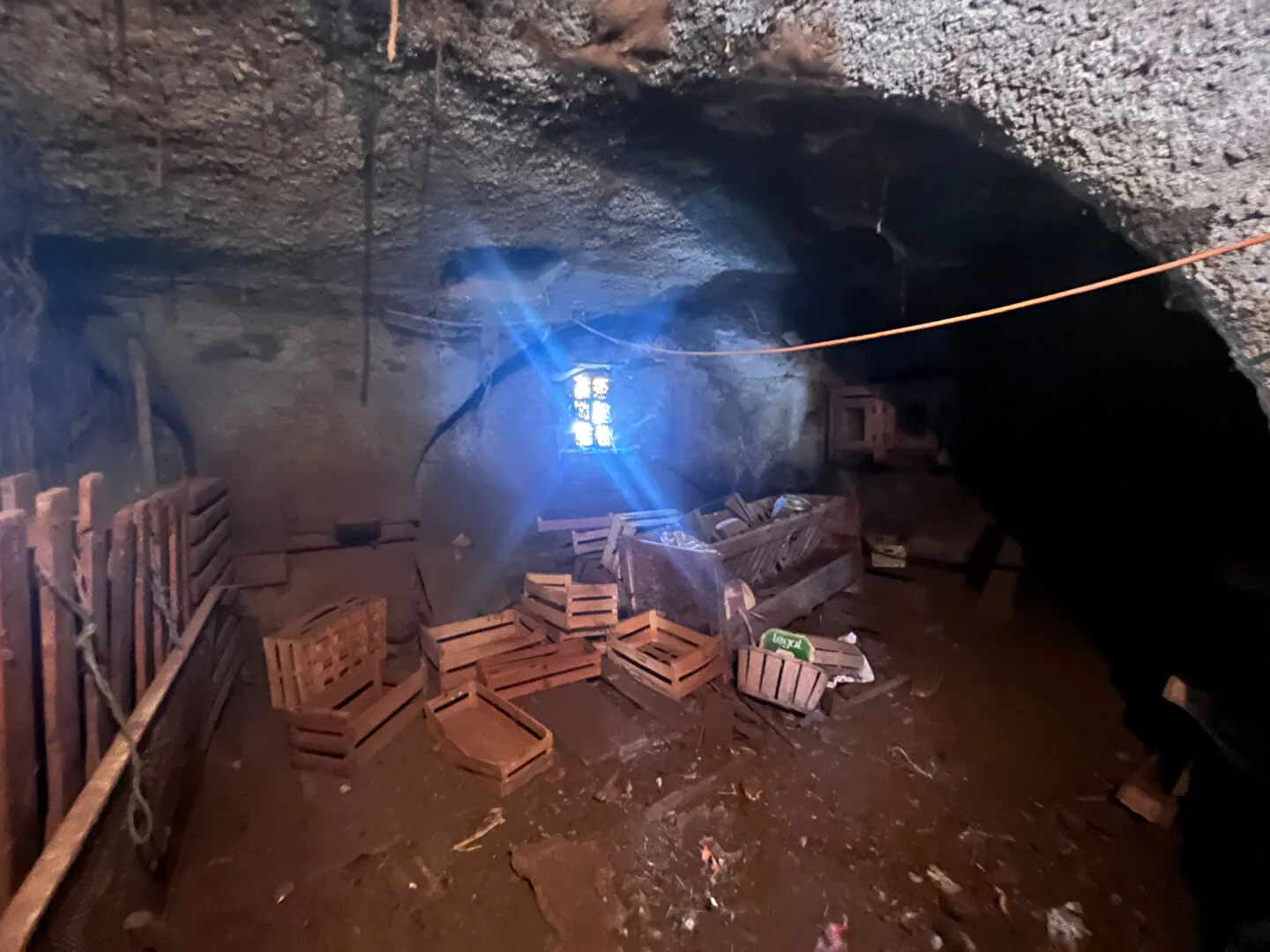 Magnifique maison avec grange à Crévoux - 370 m², potentiel exceptionnel 