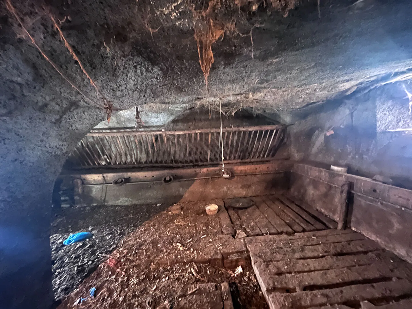 Magnifique maison avec grange à Crévoux - 370 m², potentiel exceptionnel 