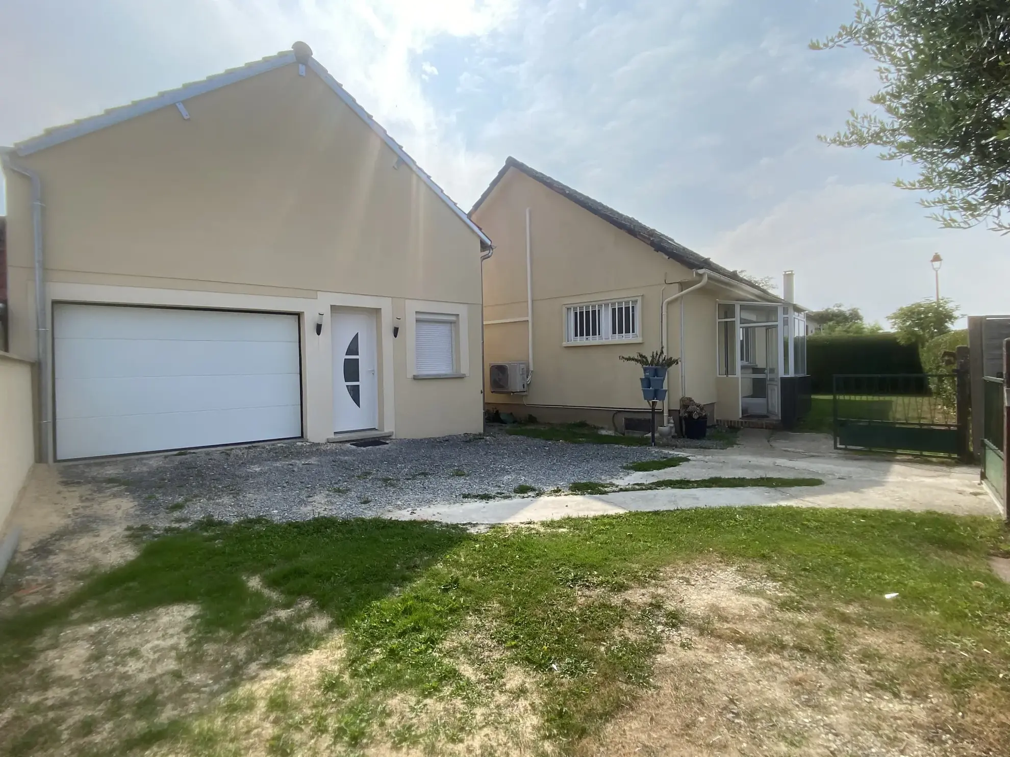 Maison 110 m² avec dépendance et garage à Bû (28), proche commodités 