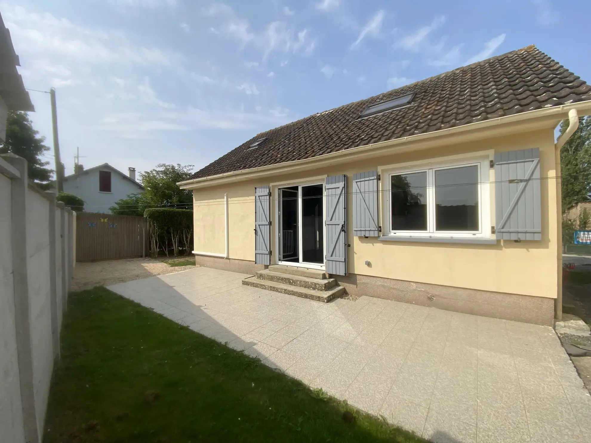 Maison 110 m² avec dépendance et garage à Bû (28), proche commodités 