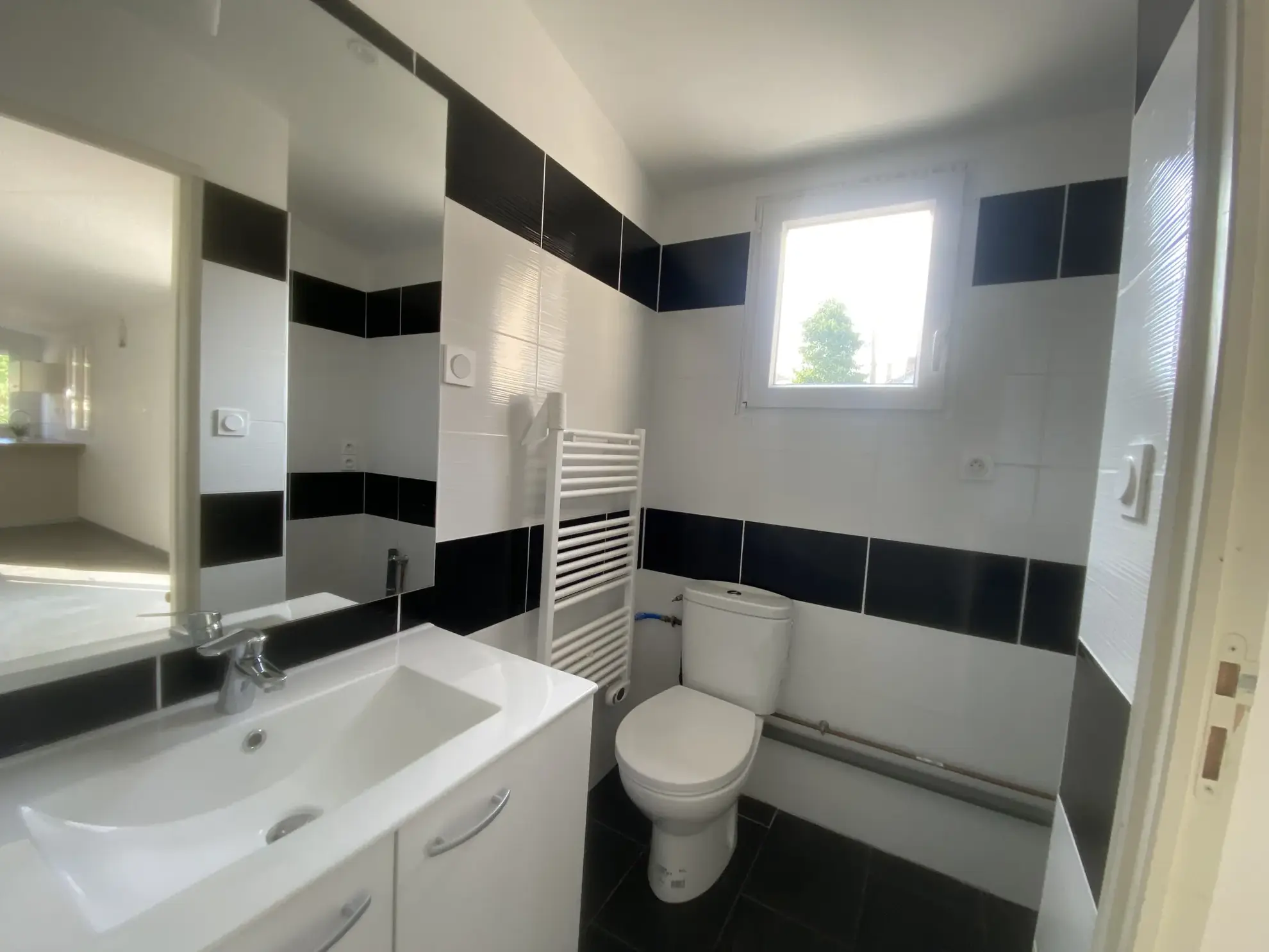 Maison 110 m² avec dépendance et garage à Bû (28), proche commodités 