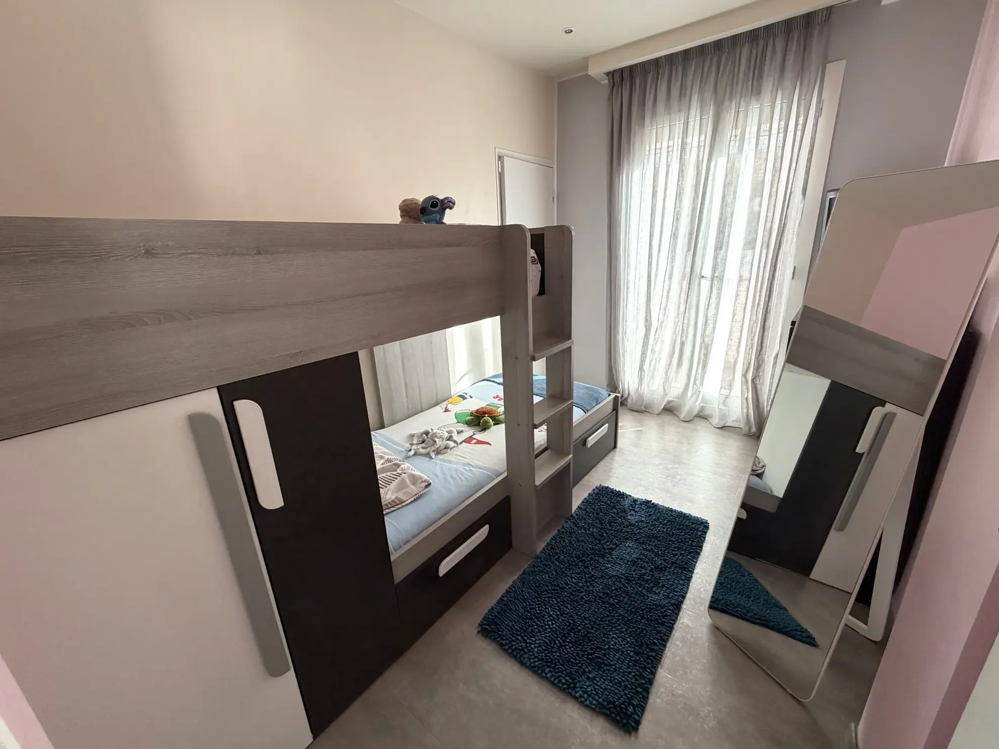 Appartement 3 pièces lumineux avec grande terrasse à Menton, Borrigo 