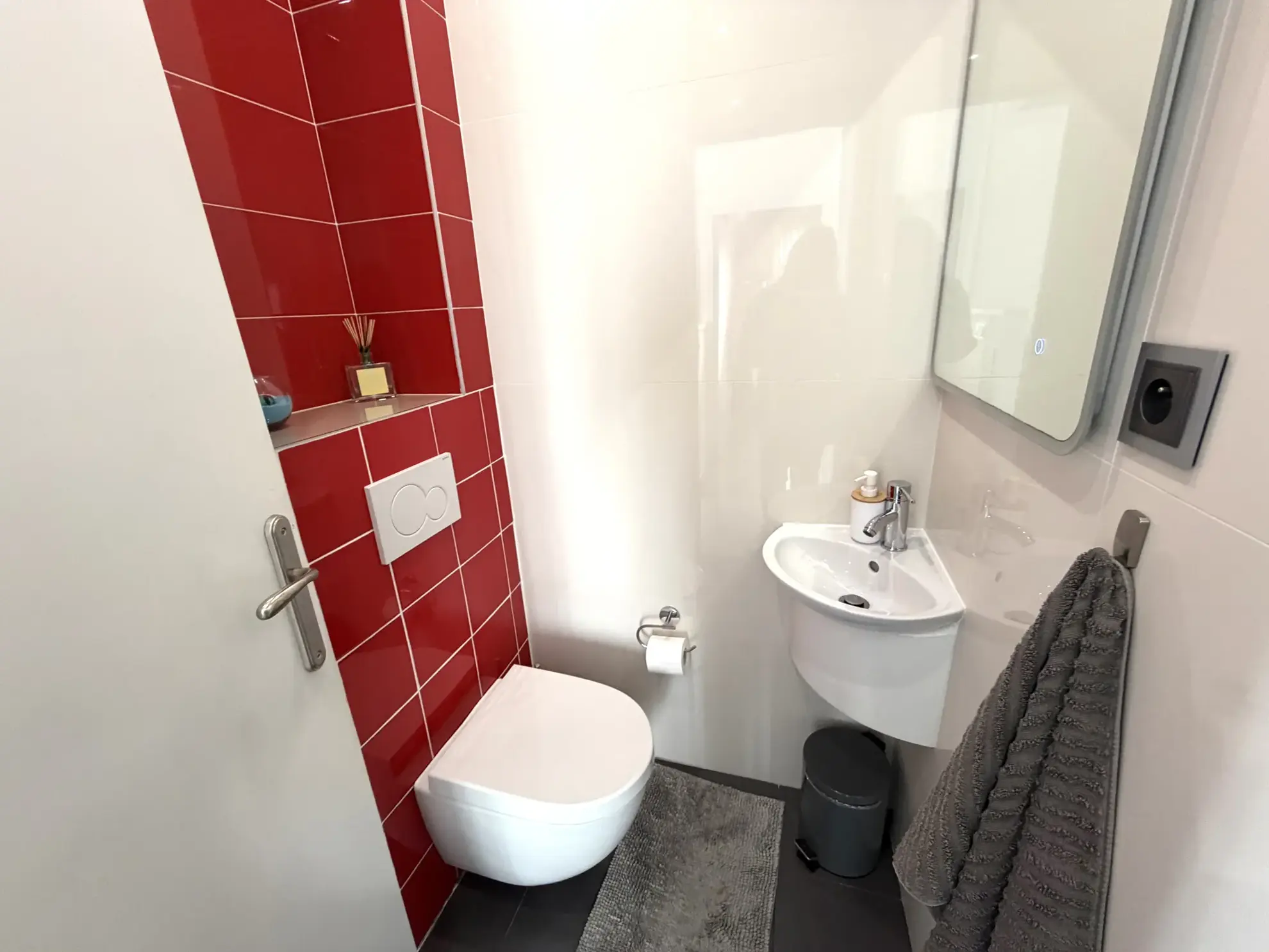 Appartement 3 pièces lumineux avec grande terrasse à Menton, Borrigo 