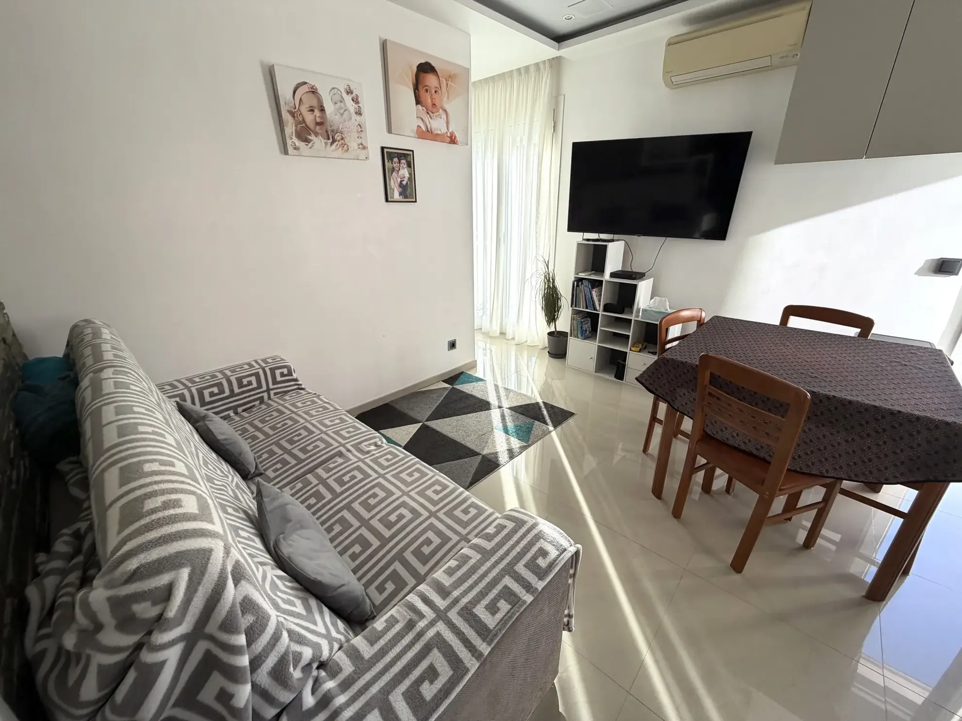 Appartement 3 pièces lumineux avec grande terrasse à Menton, Borrigo 