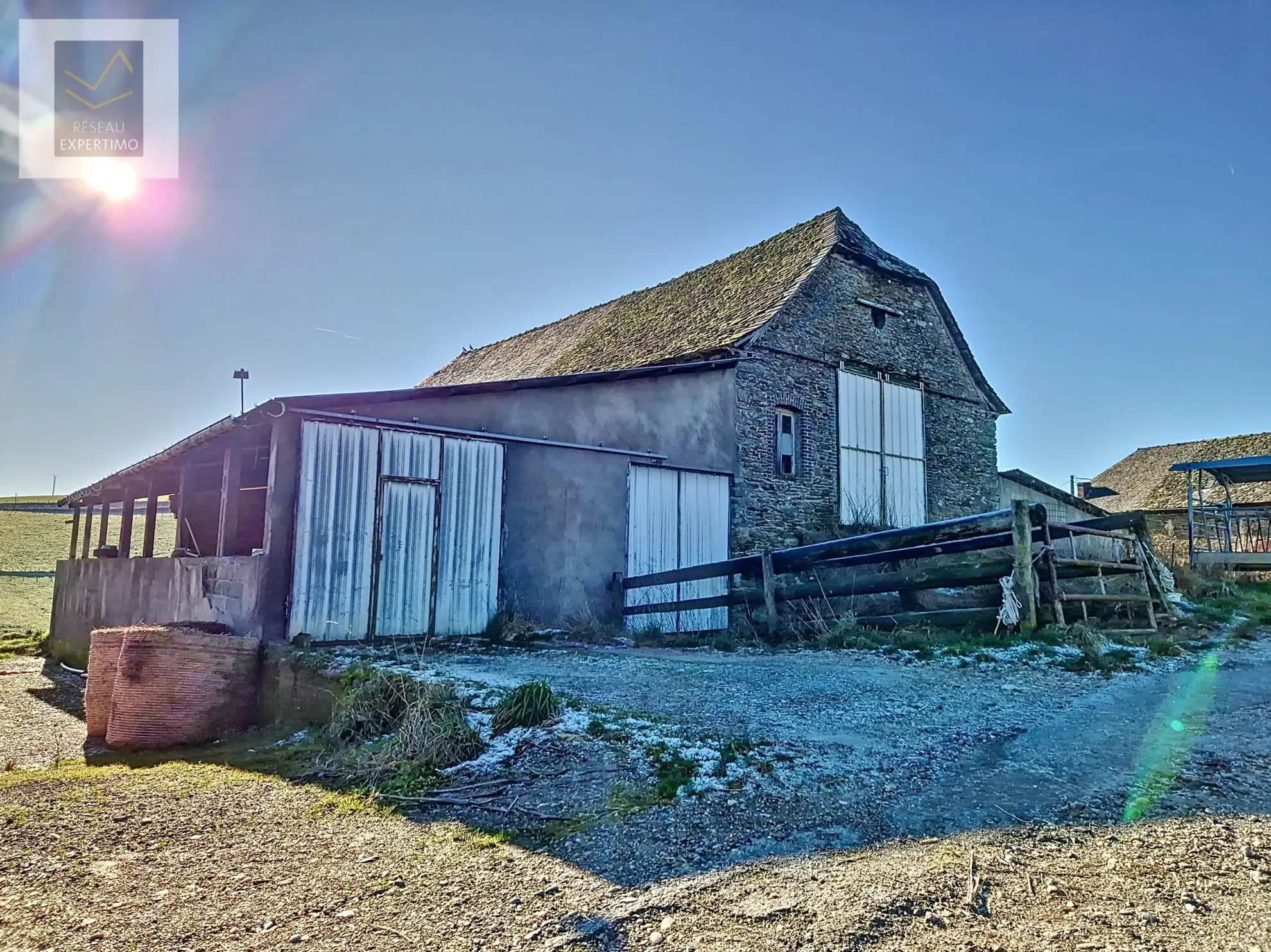 Corps de ferme en zone agricole à Conques – Idéal projet touristique ou agricole 