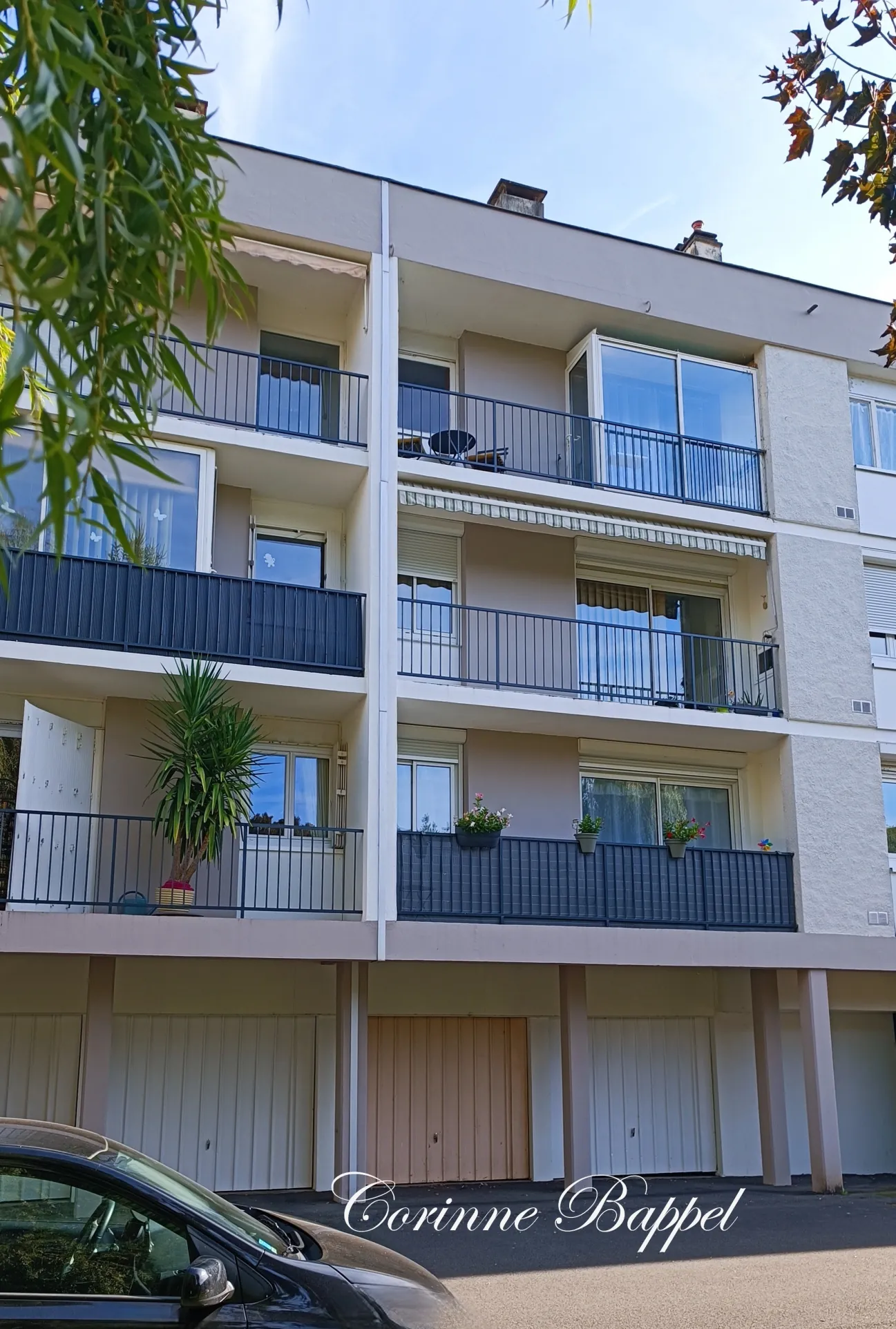 Bel appartement de 80 m² à Périgueux avec balcon et garage privé
