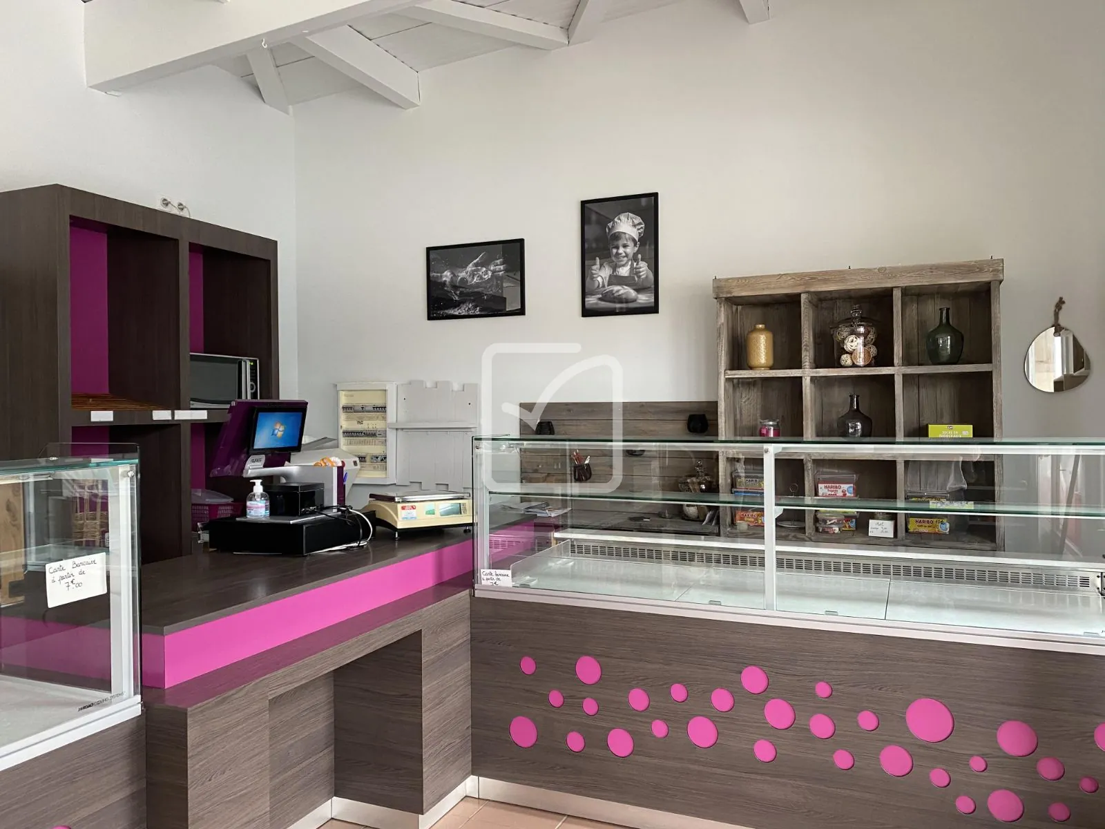 Fonds de commerce boulangerie bio à Objat – Emplacement stratégique 