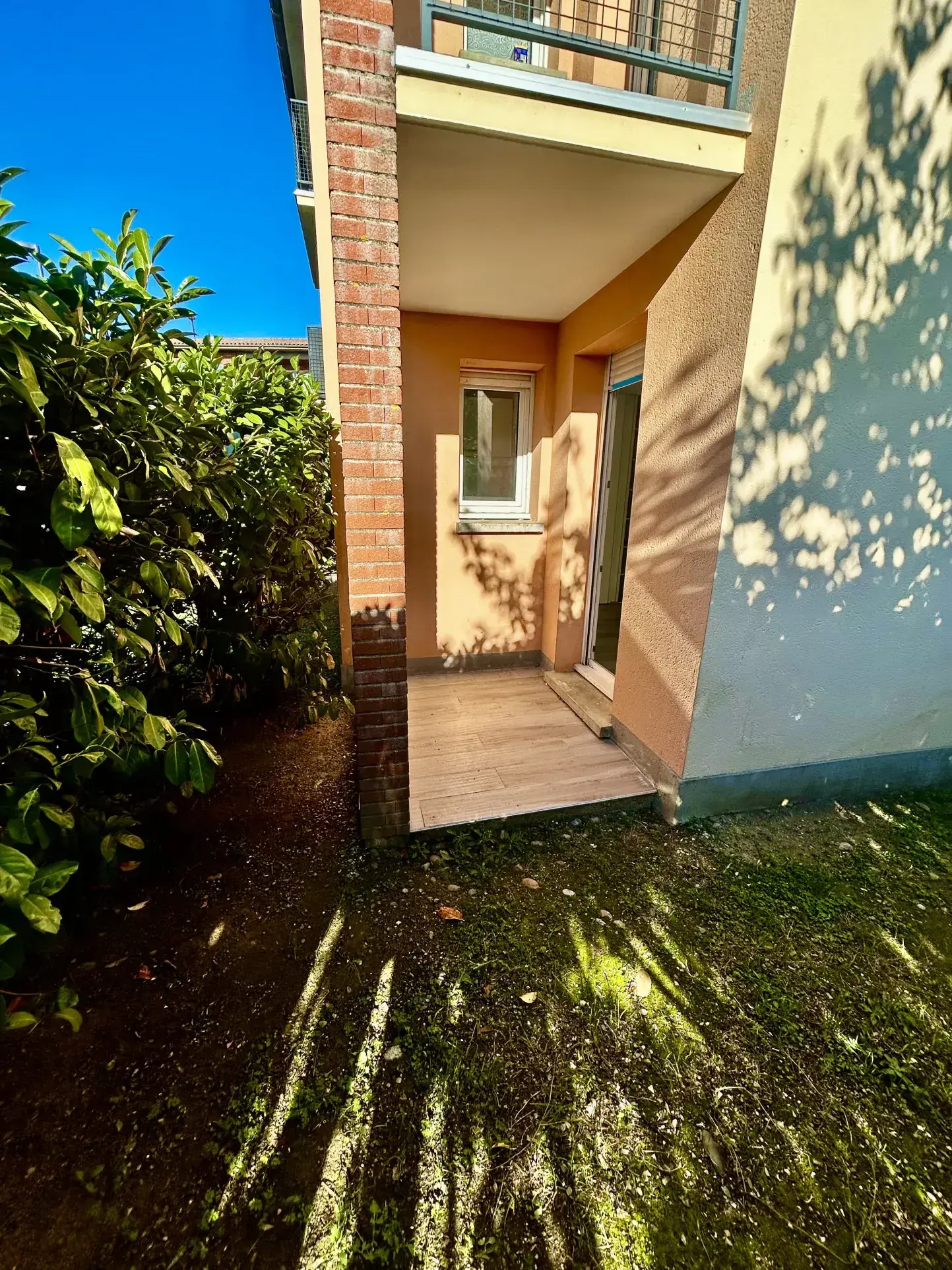 Appartement T2 rénové de 32 m² avec terrasse à Blagnac 