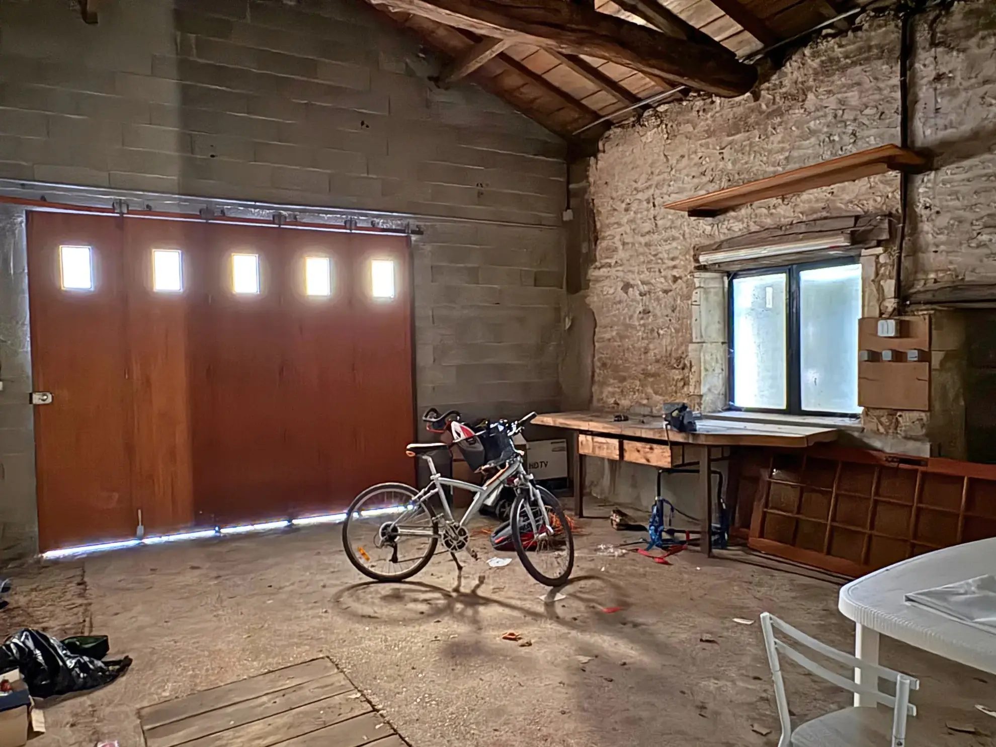 Maison de plain-pied moderne à vendre à Boutiers-Saint-Trojan, 3 chambres, garage et jardin privé 