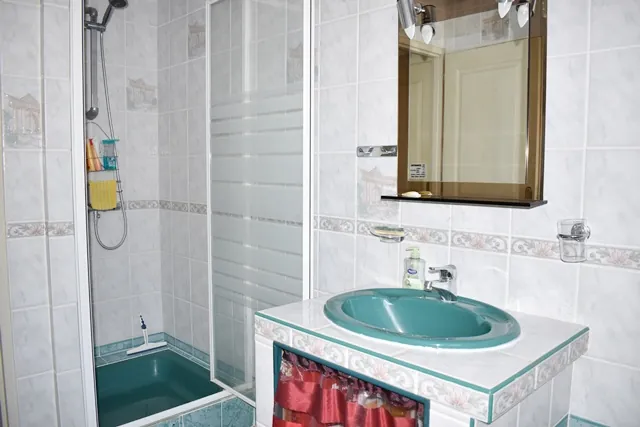 Achat maison de plain-pied à La Bree Les Bains proche commerces et plage 